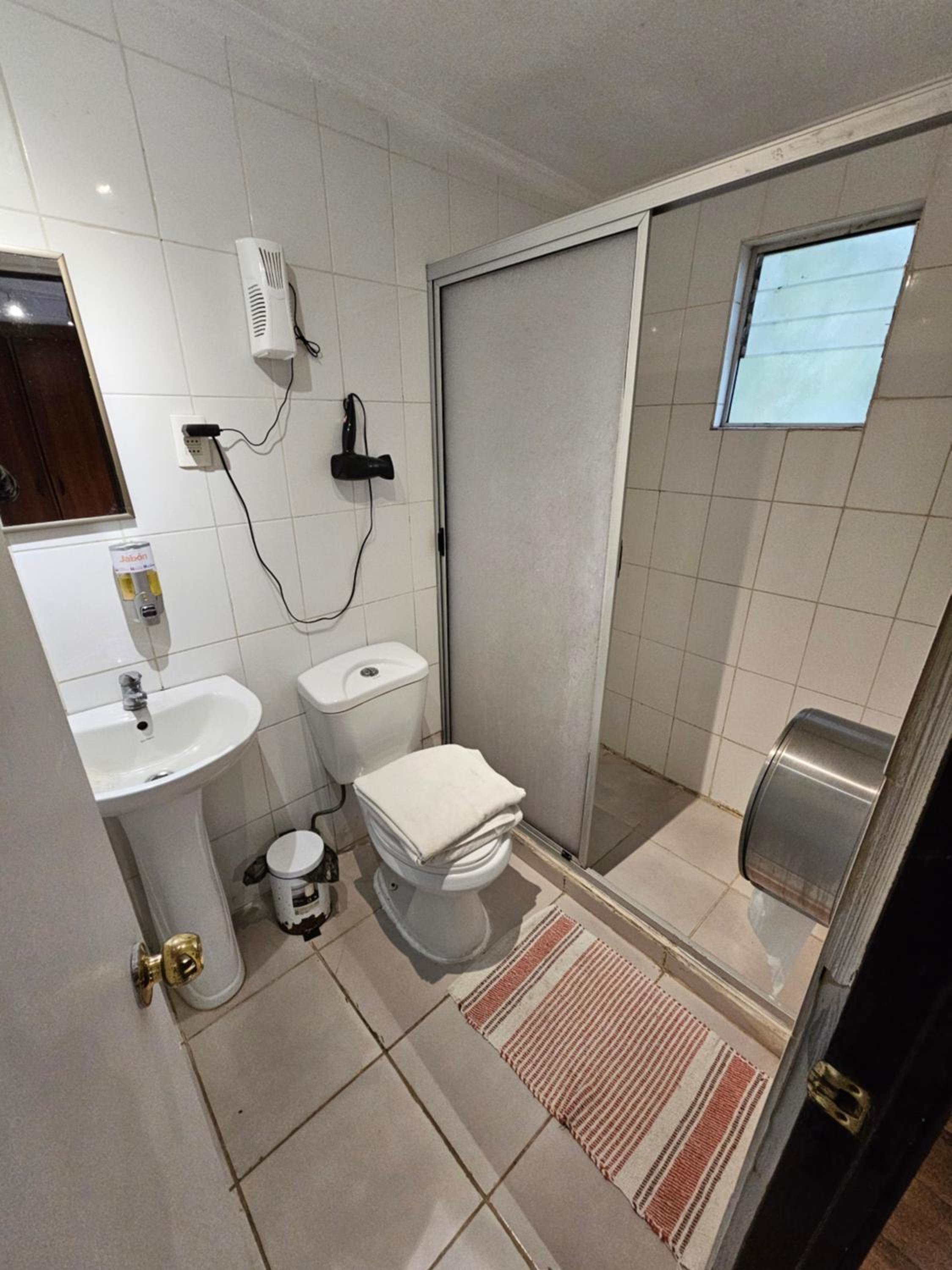 Hostal Aleros