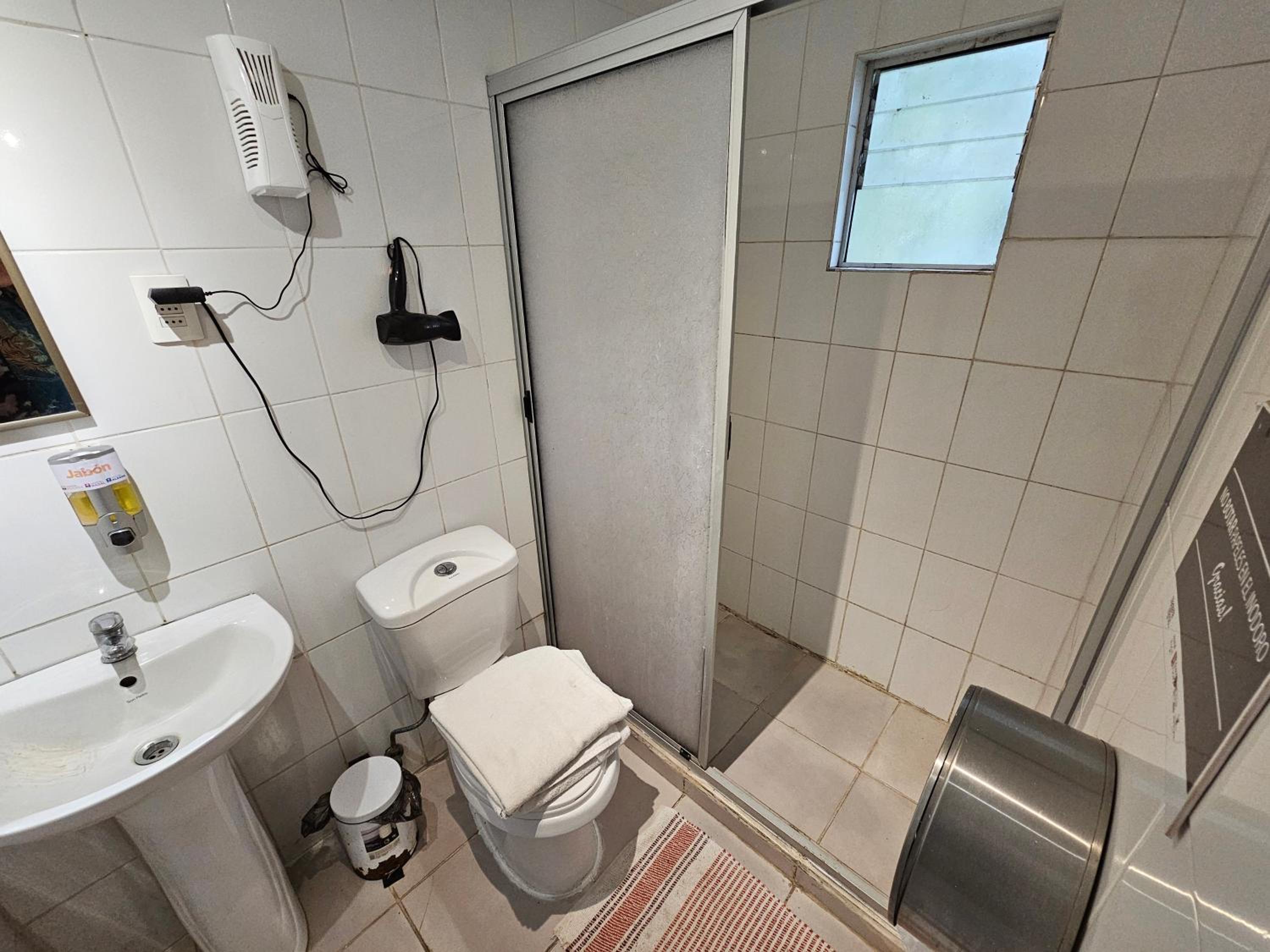 Hostal Aleros