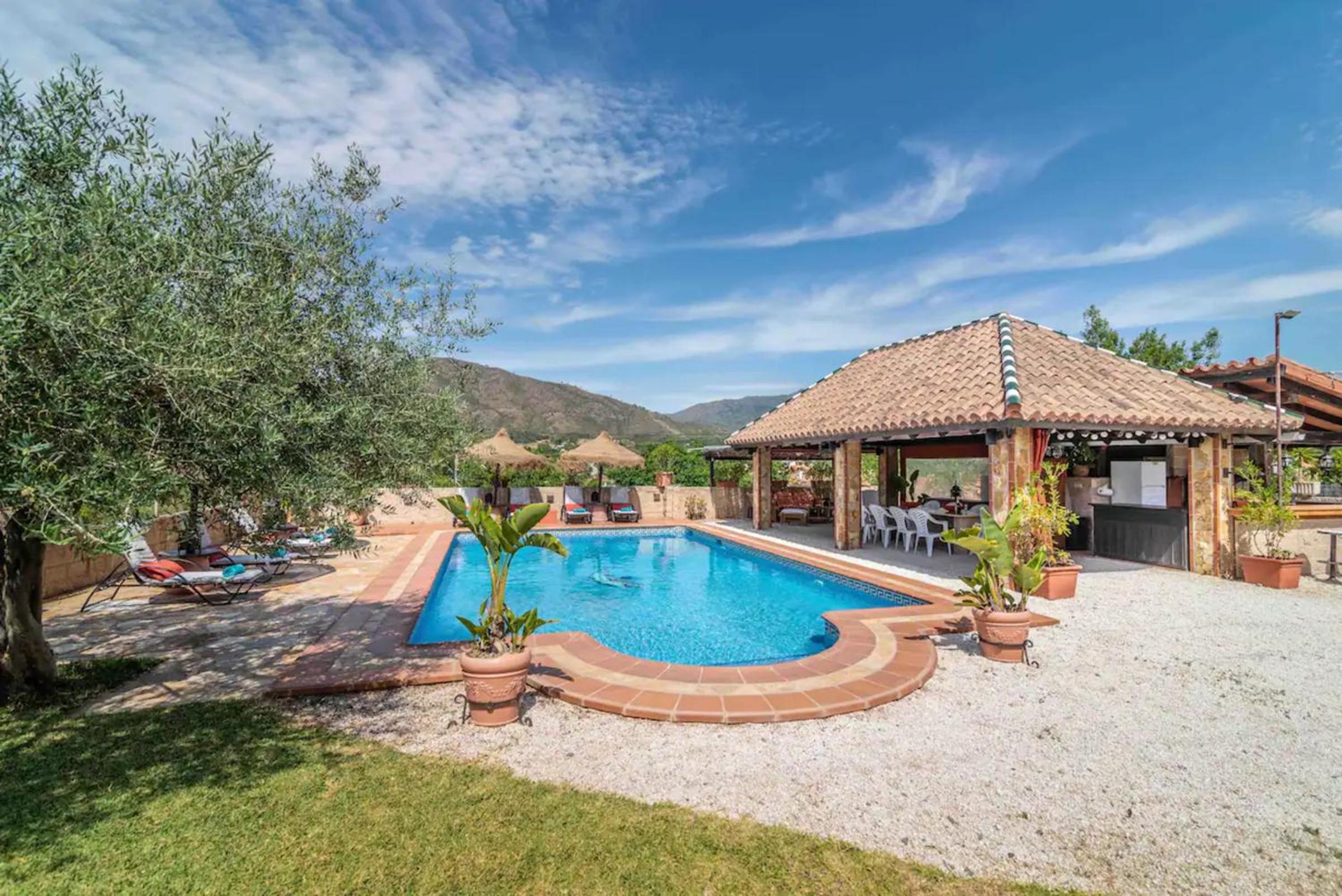 Relajante y encantadora villa Entrearroyo photo 2