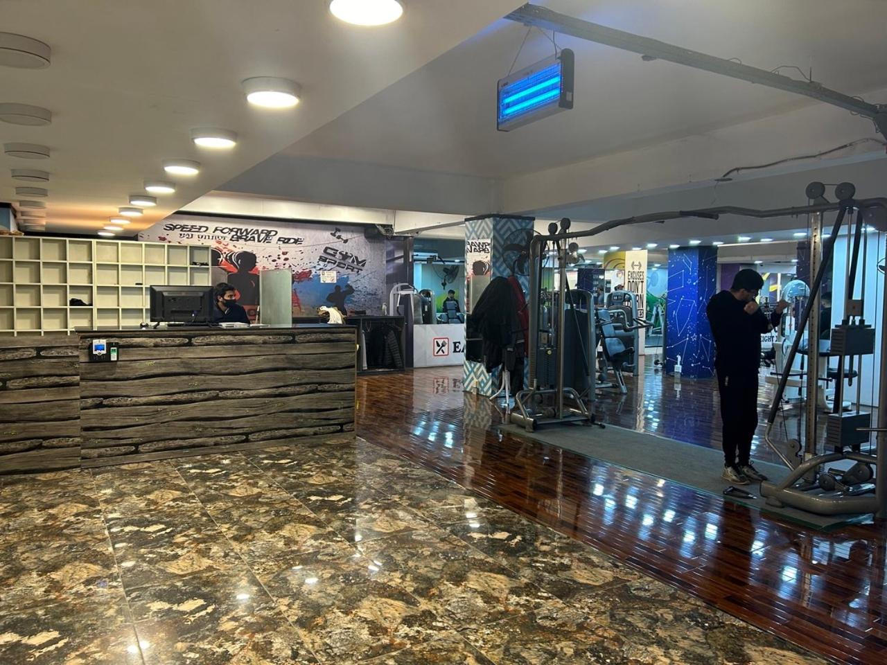 Capital Lagoon Hotel & Apartments