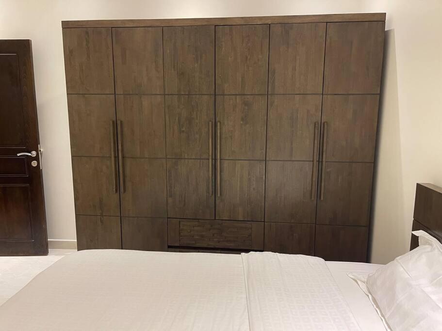 One-Bedroom Apartment - Unique Privacy and Location