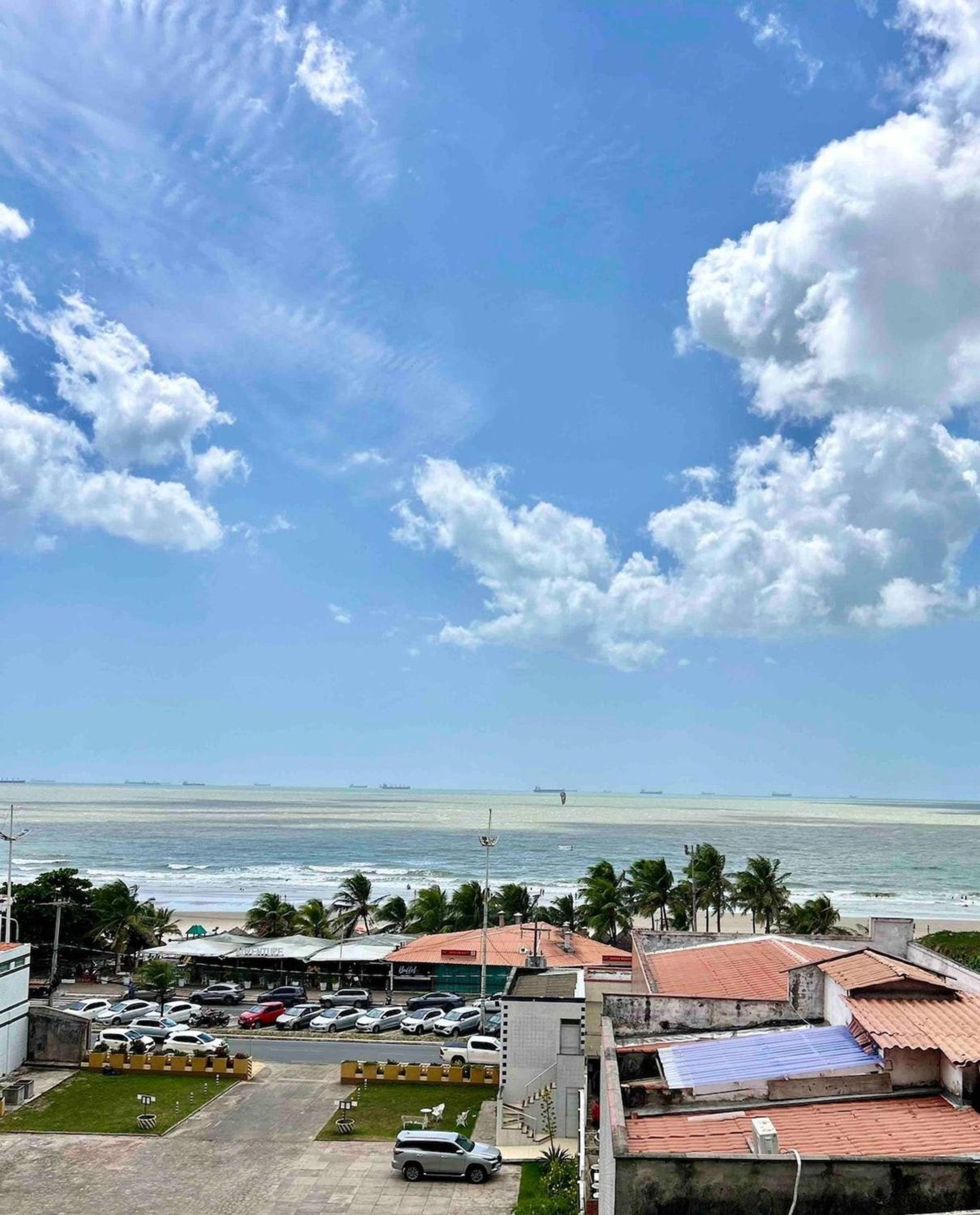 (204) Unforgettable Sea View on Litorânea Beach