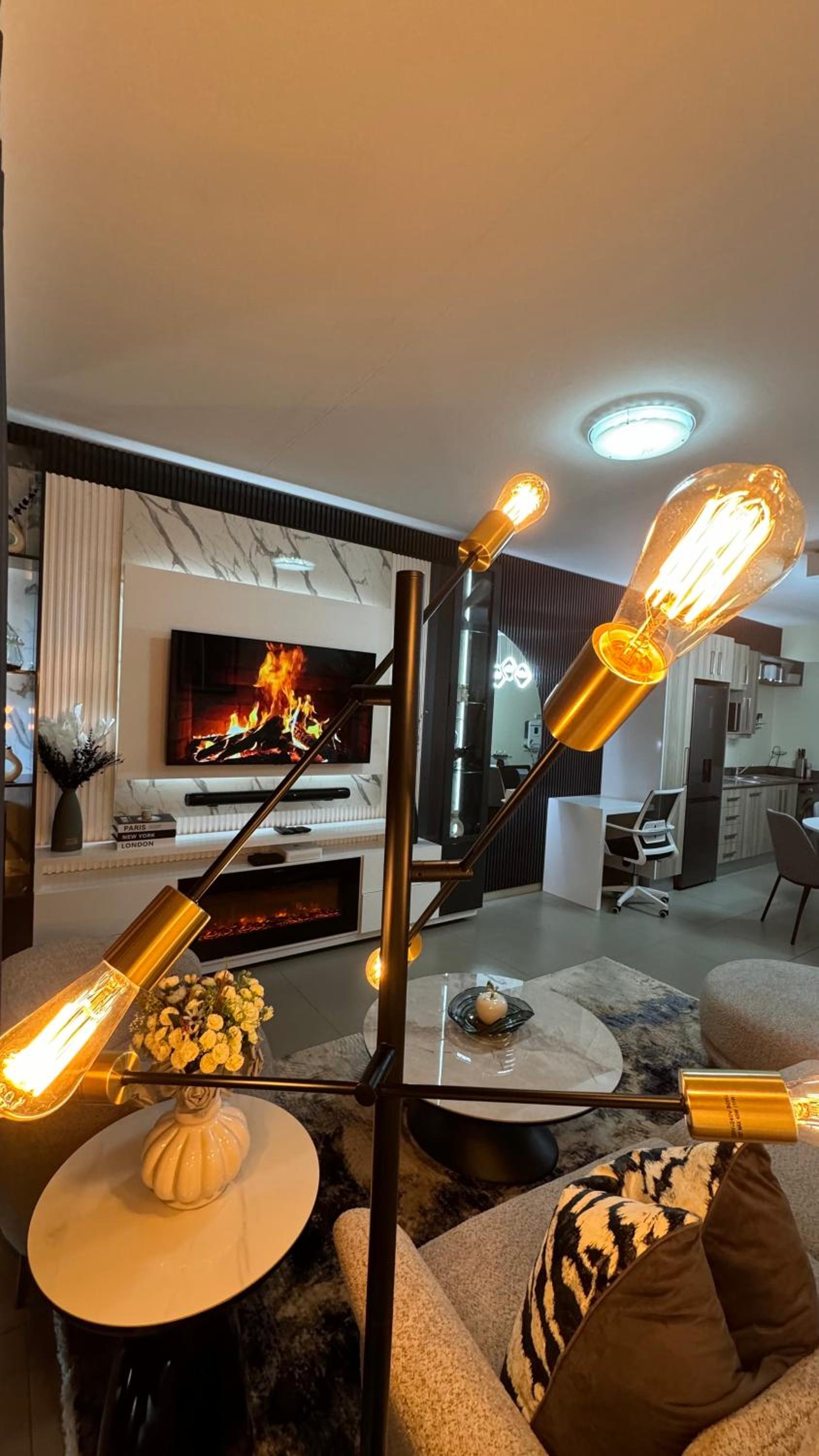 Johannesburg Vacations - DDLuxury Rivonia Apartments with inverter - Property Image 7