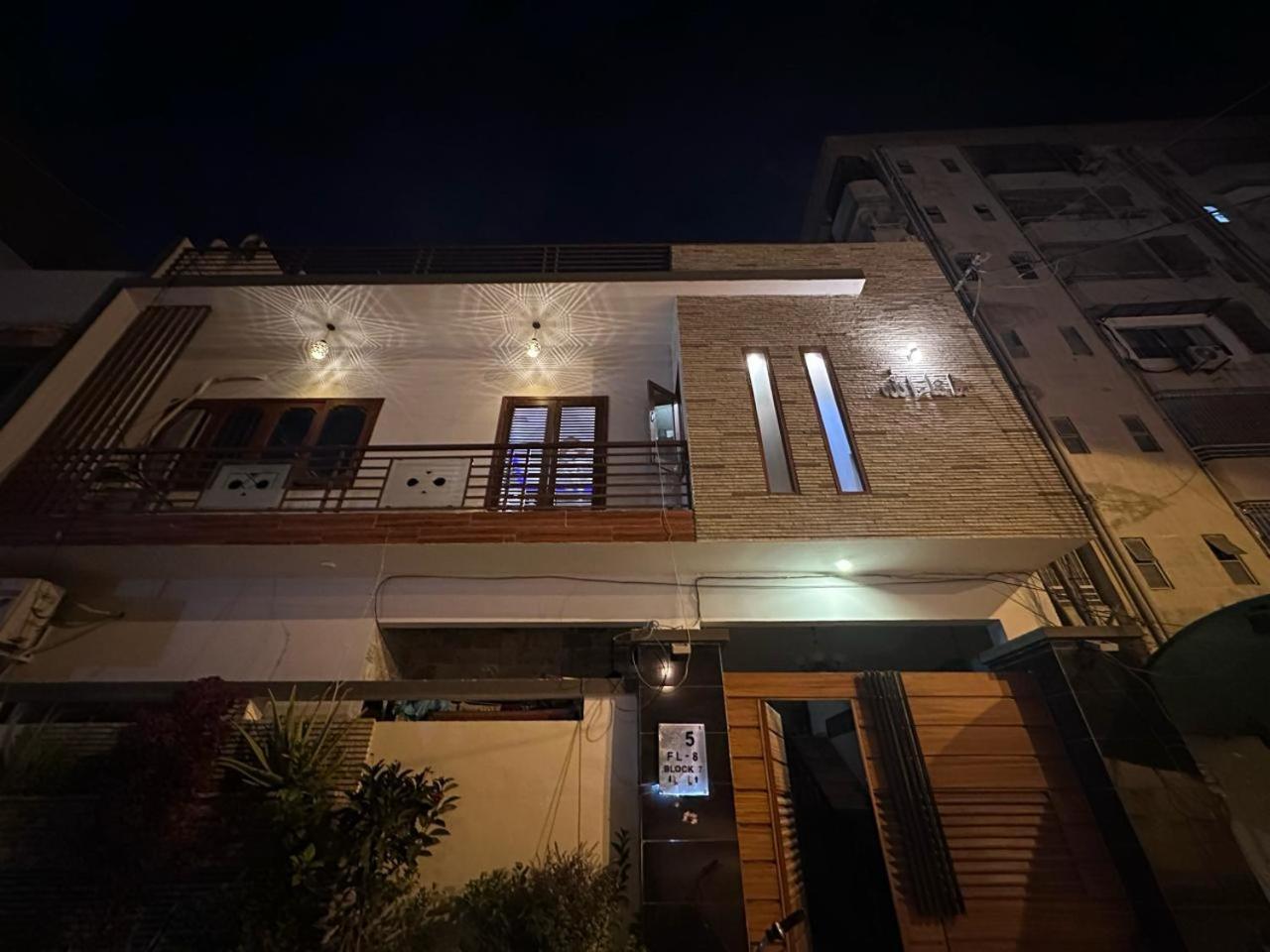 Cozy 2-Bed Portion at Gulshan Iqbal blk 7 view 2