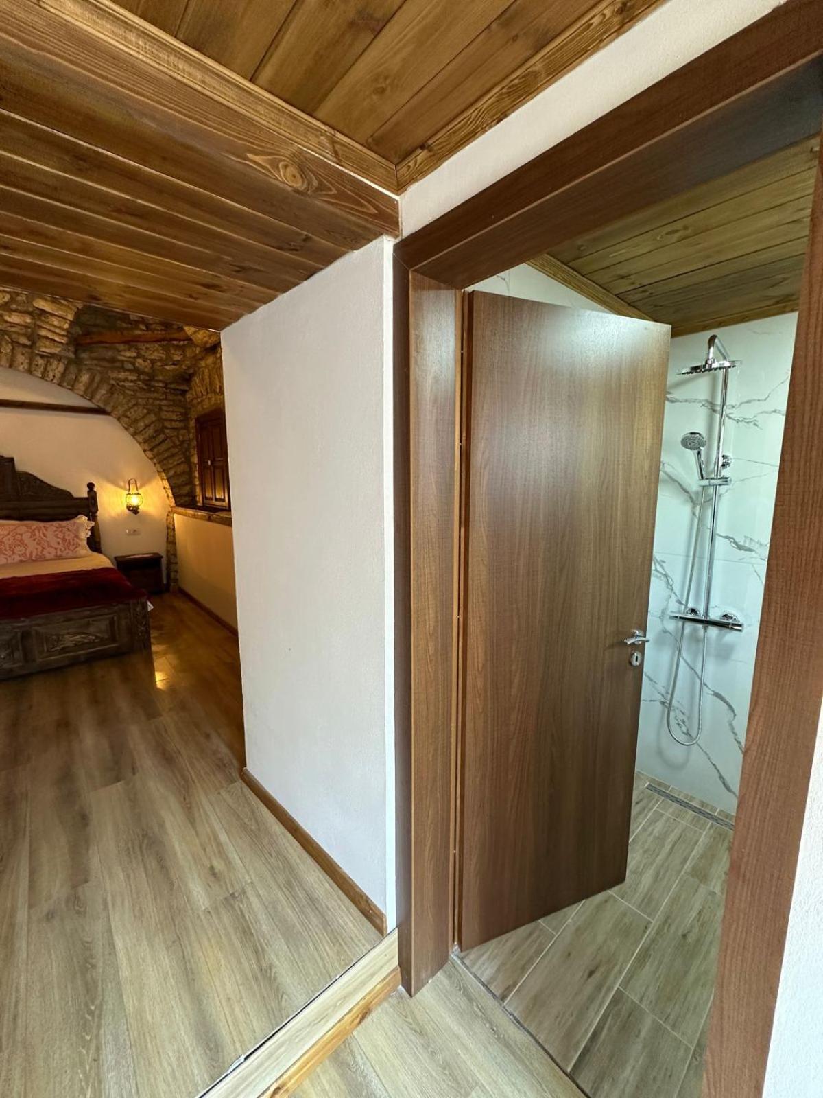 Doda Guest House