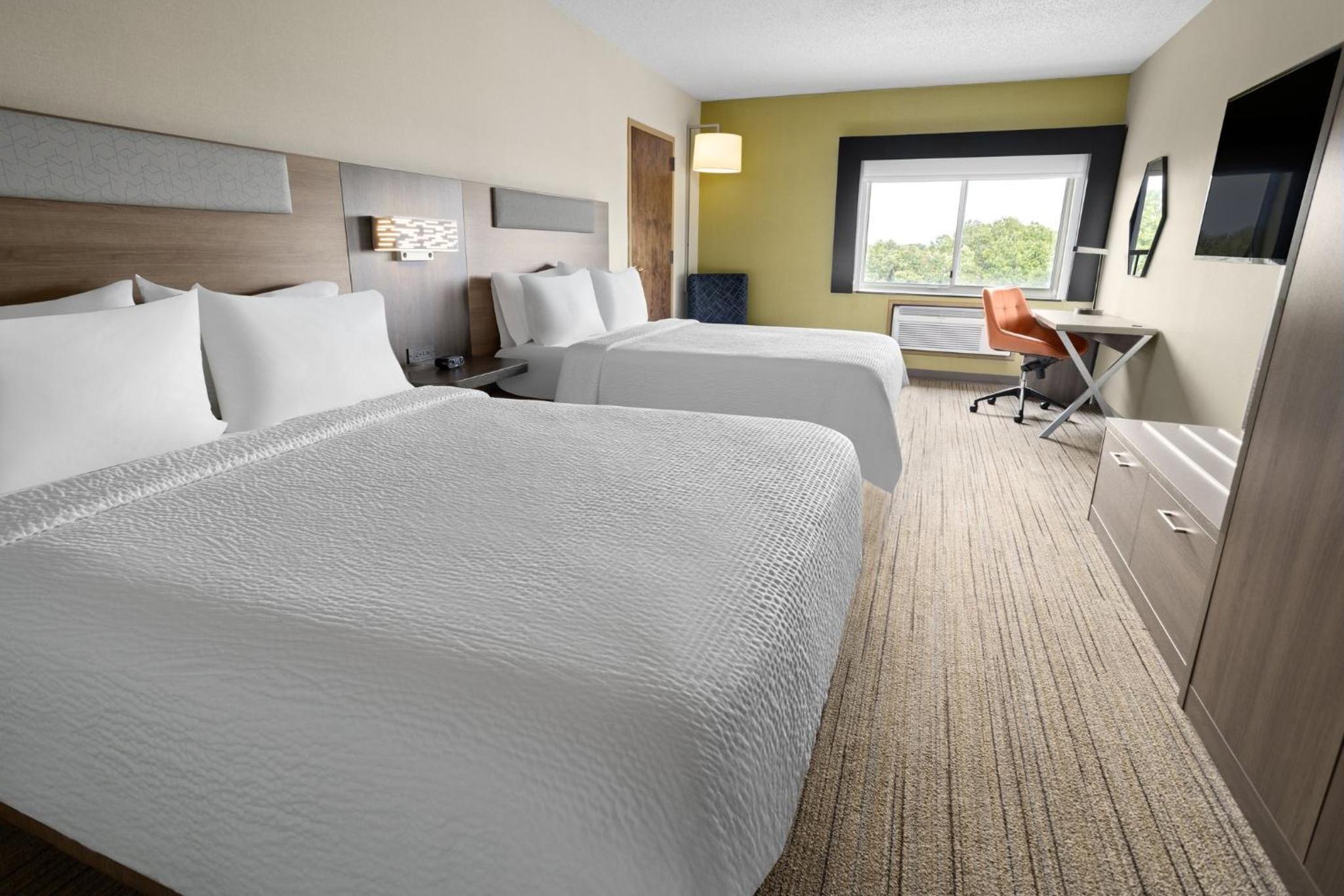 Holiday Inn Express Stony Brook-Long Island, an IHG Hotel - Property Image 12