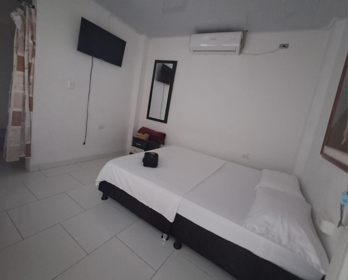 HOSTAL LOS CAMINANTES