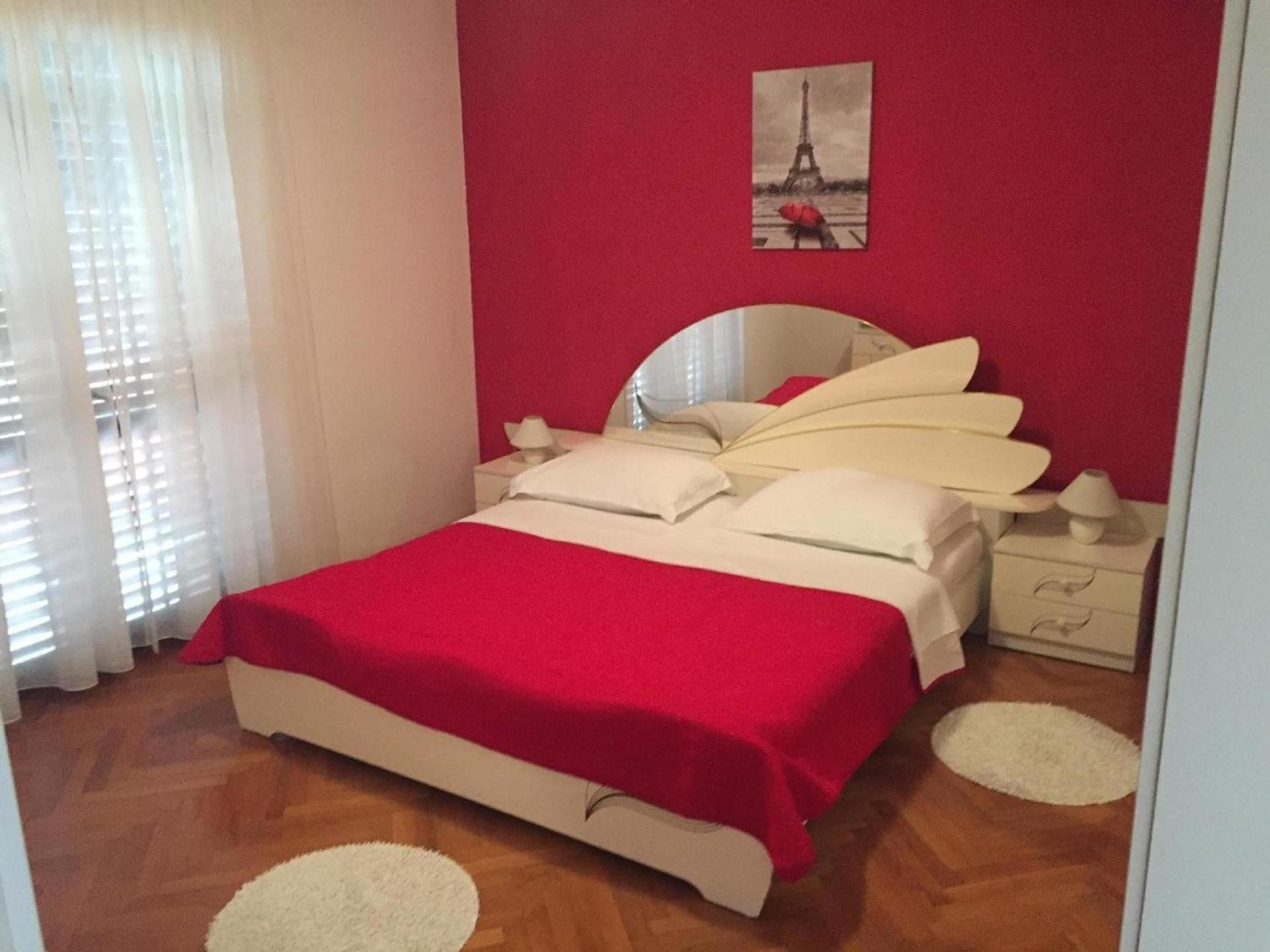 Geräumige Ferienwohnung Mit Schönem Garten