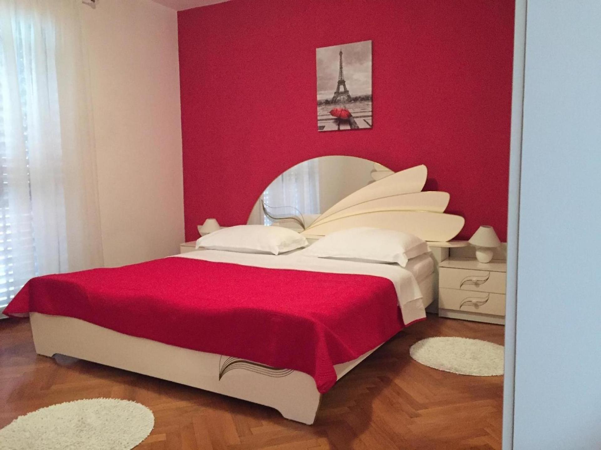 Geräumige Ferienwohnung Mit Schönem Garten