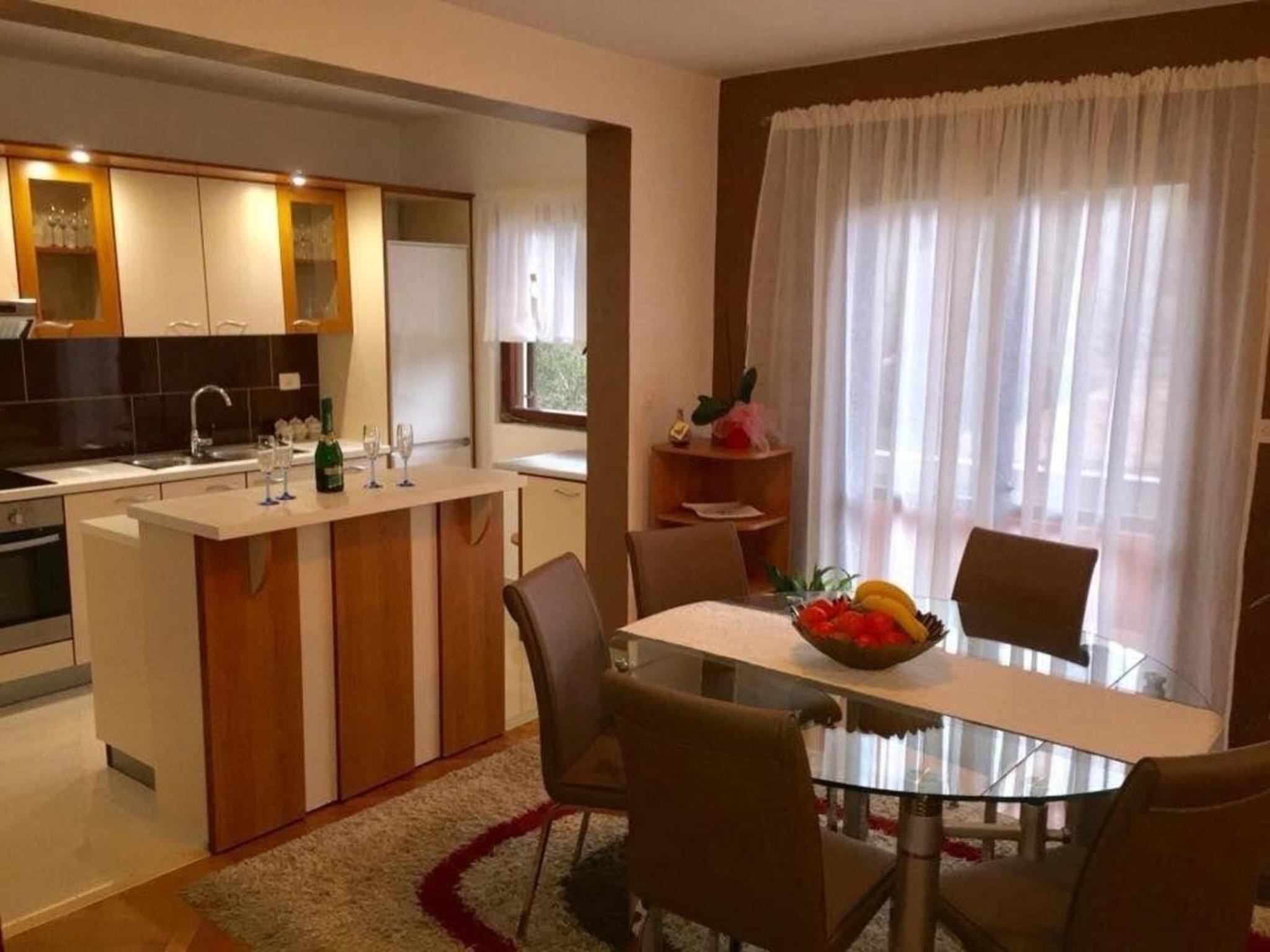 Geräumige Ferienwohnung Mit Schönem Garten