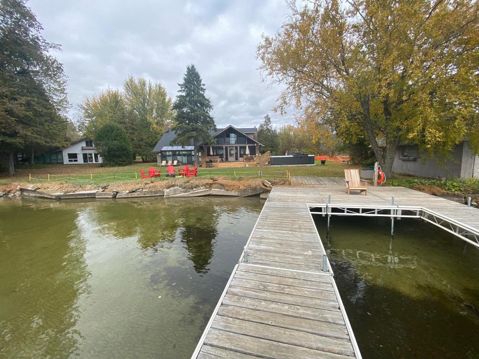 Waterfront - Kawartha Lakes