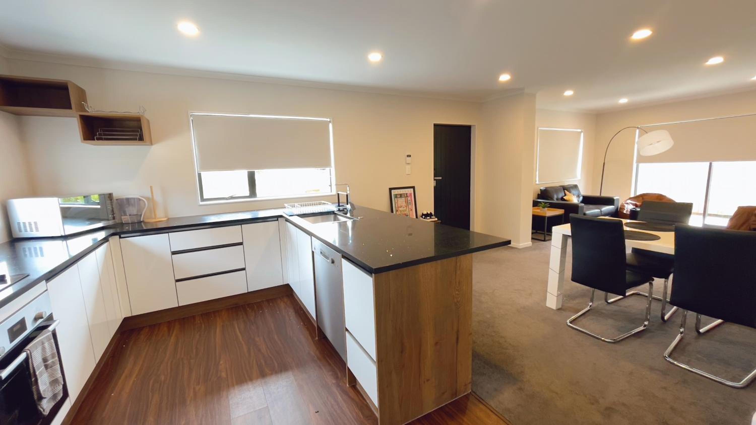 4 En-suite Rooms Town House view 4