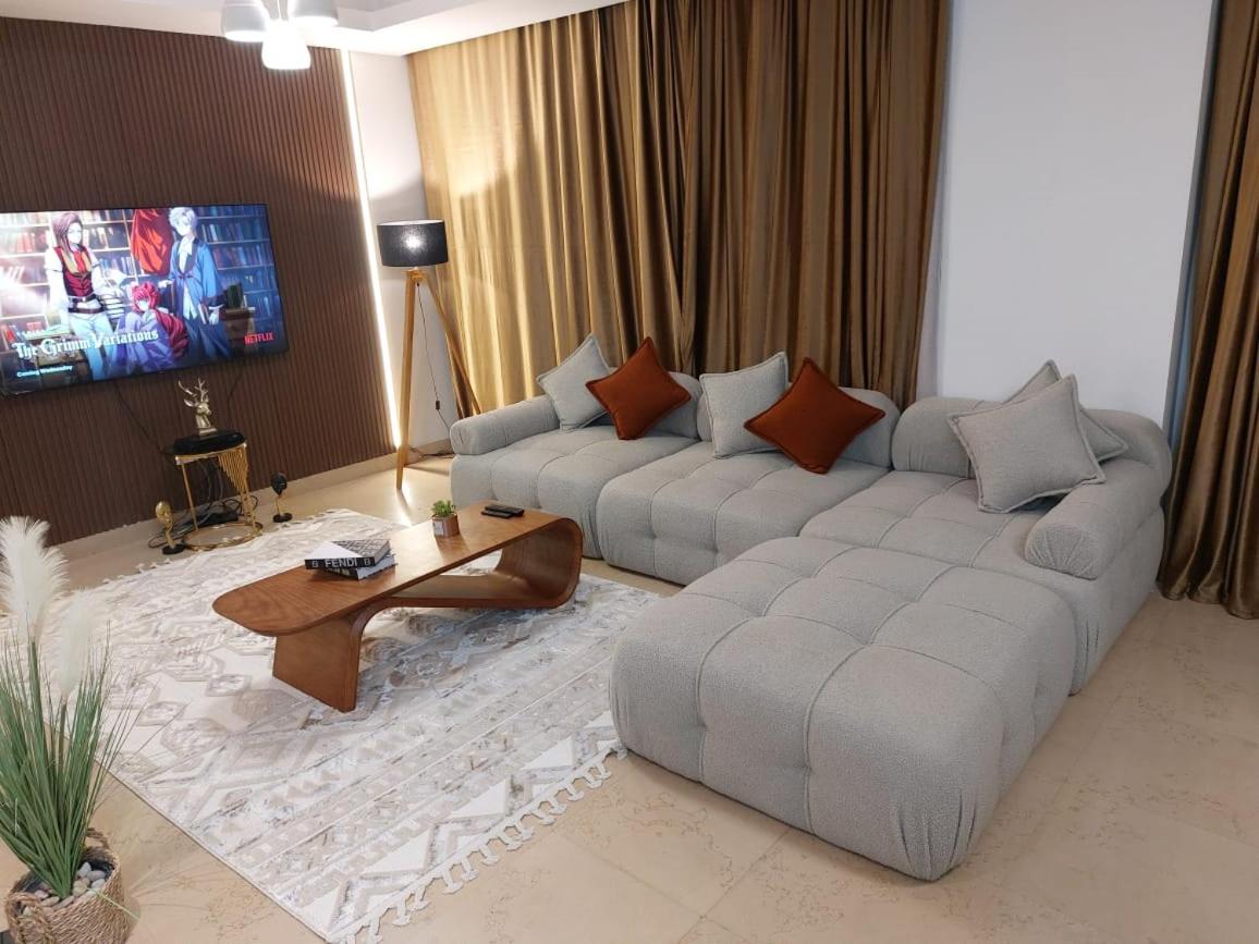 Cairo Festival City ,New, Luxury, Modern 3BR + Maid Room