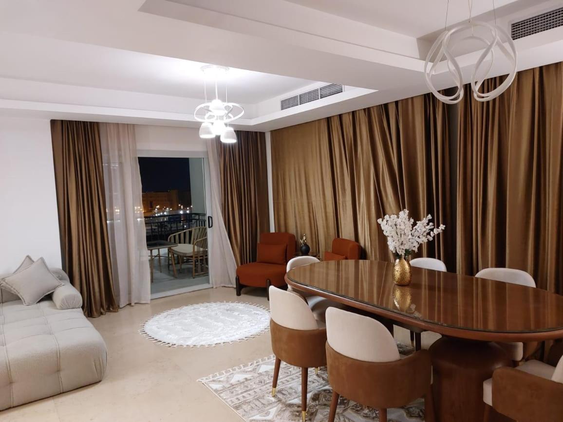 Cairo Festival City ,New, Luxury, Modern 3BR + Maid Room