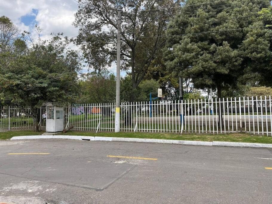 My Little Home E - Apartaestudio Independiente