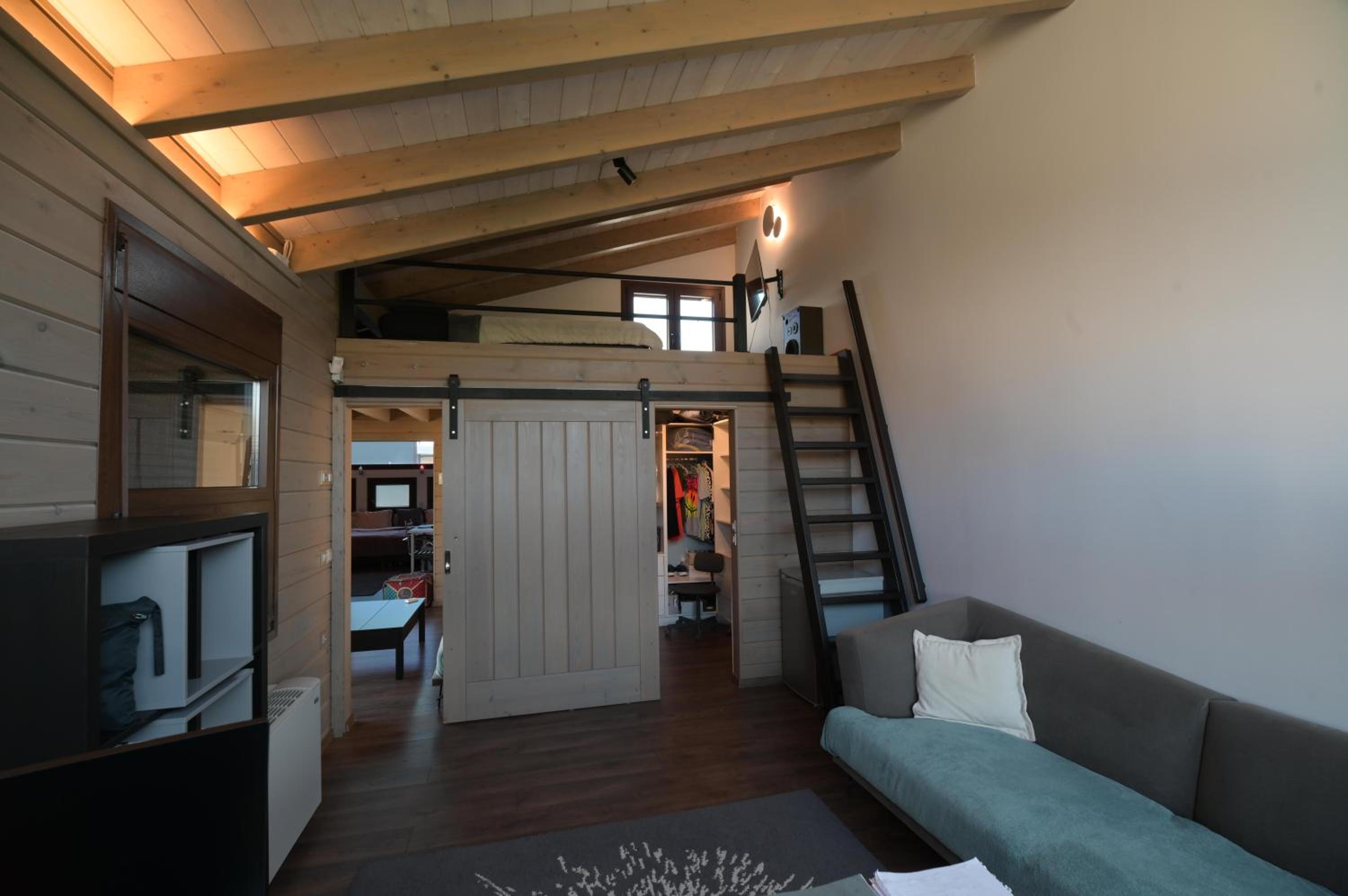 Schinias beach villa 2