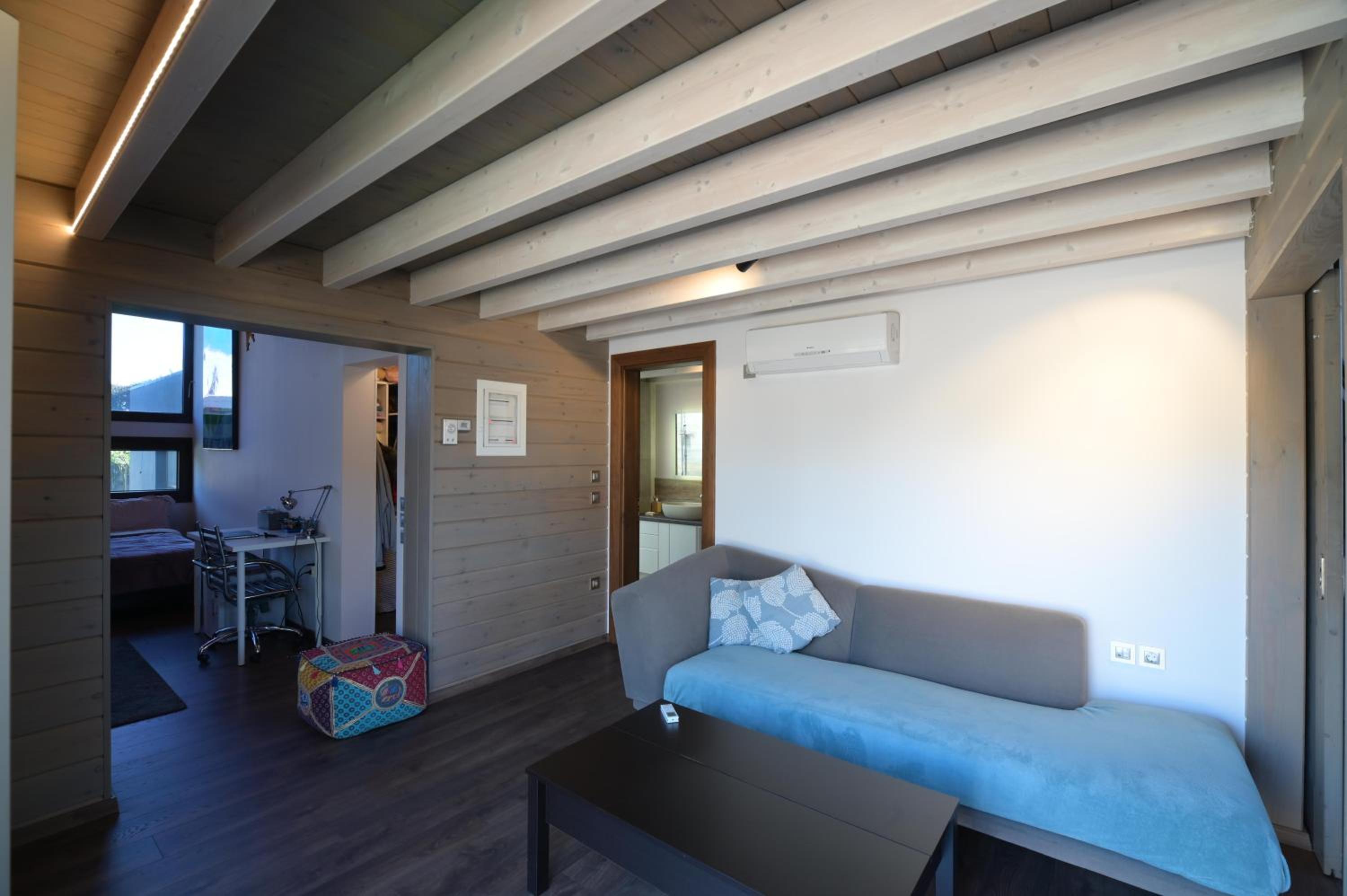 Schinias beach villa 2