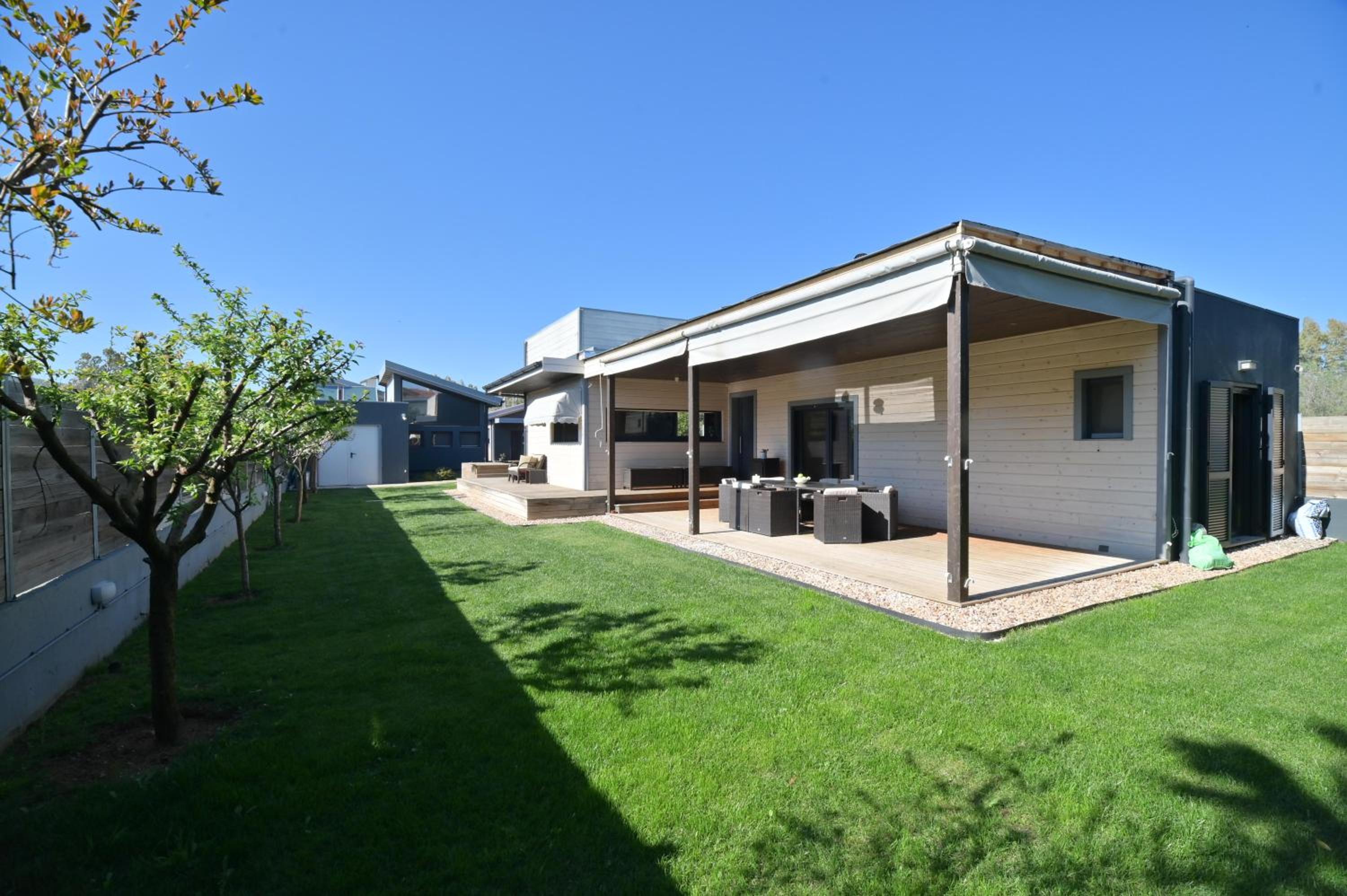 Schinias beach villa 2