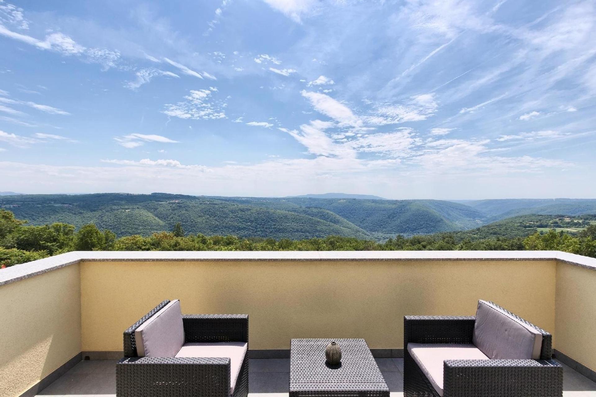 Ferienhaus mit Privatpool für 12 Personen ca 350 qm in Barban, Istrien Bucht von Raša