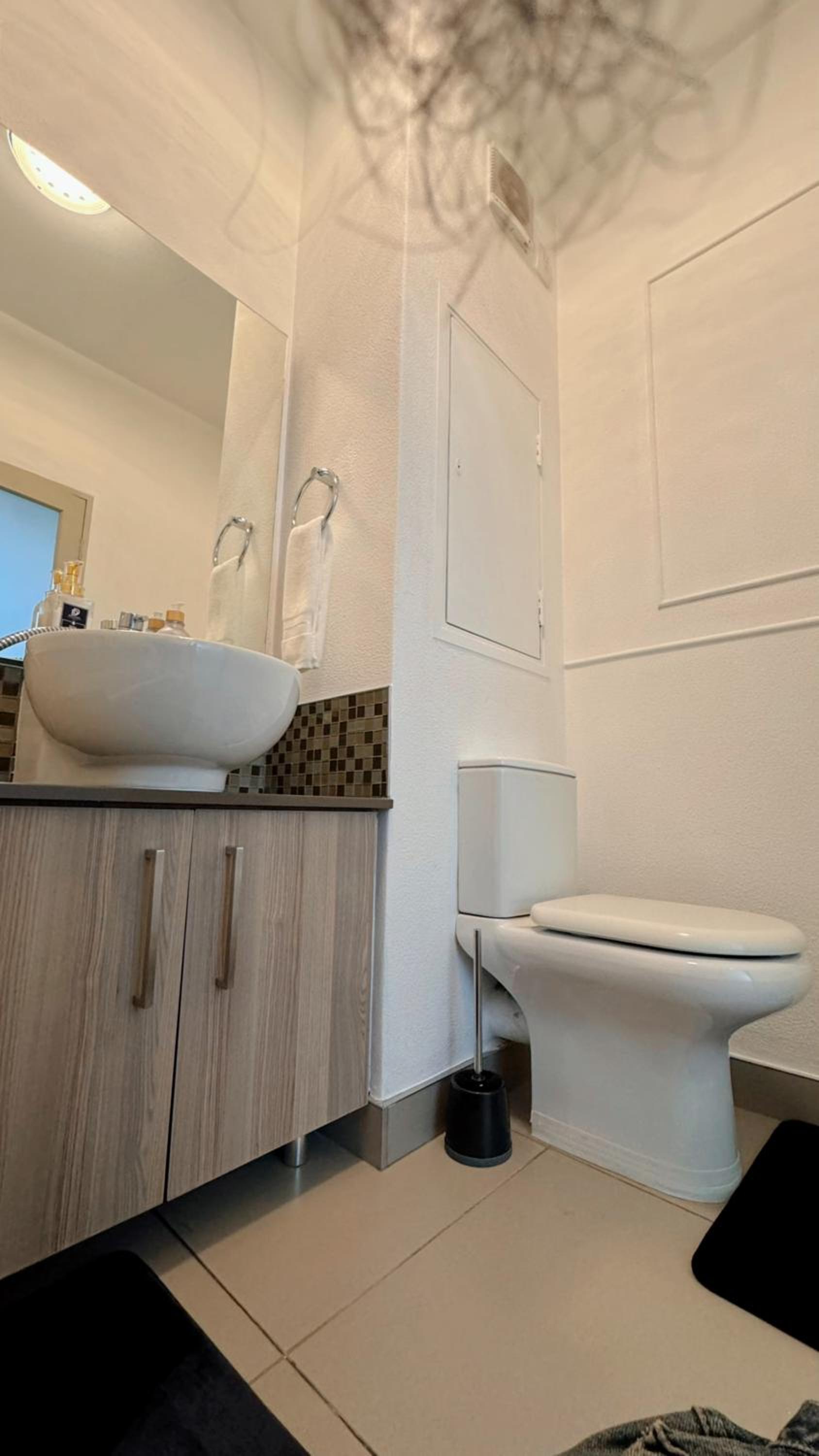 Johannesburg Vacations - DDLuxury Rivonia Apartments with inverter - Property Image 13