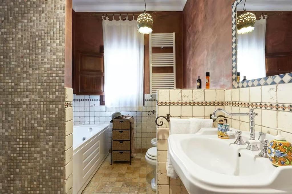 La Loggia Wanderlust Experience