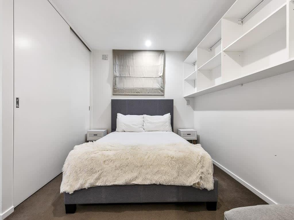 Beautiful Sky Tower View Home near K' Road w/ Free Parking view 4