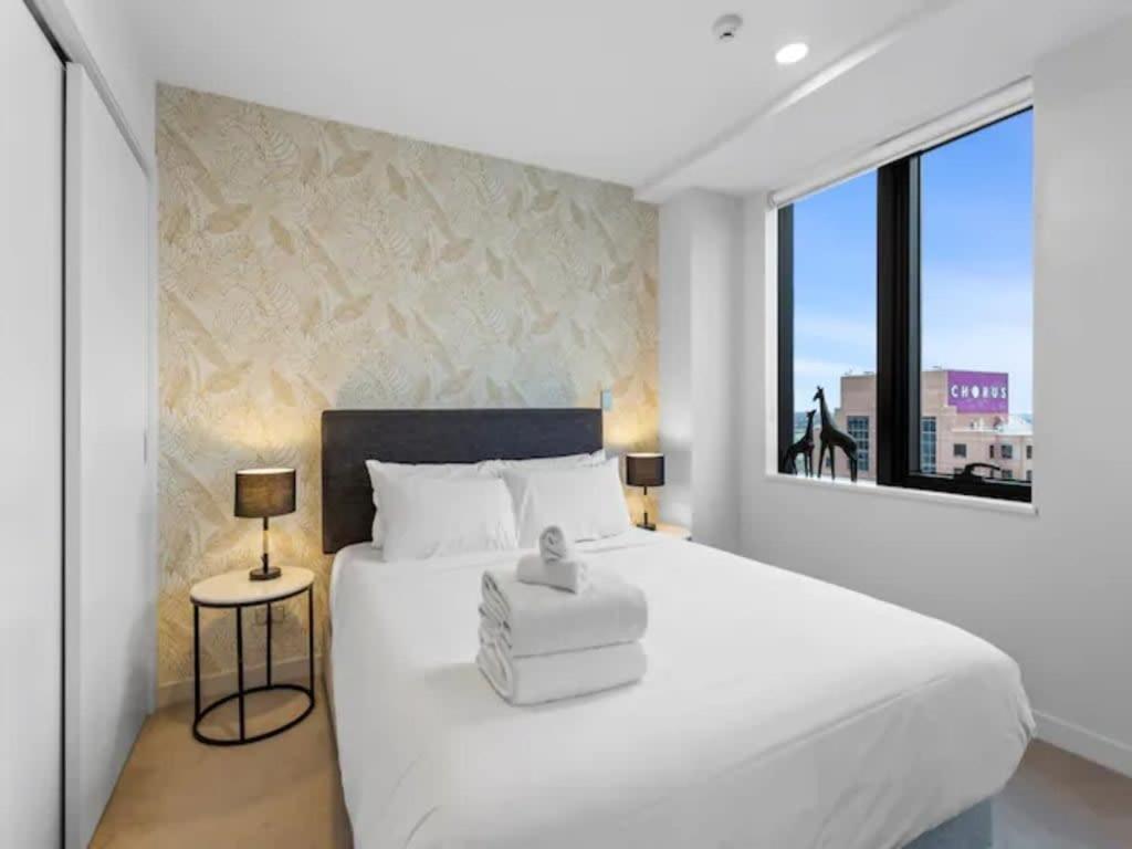 Stunning 2BR with Views Near Sky Tower Zodiak Stays view 3