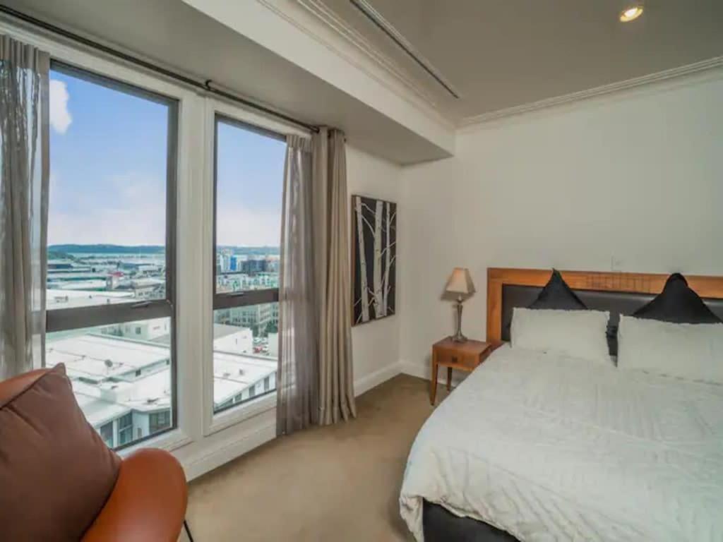 Spacious 1BR Apt Parking, Gym ,Pool by Zodiak Stays view 5