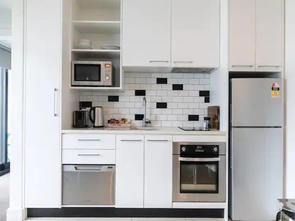 Superb One Bedroom near Britomart by Zodiak Stays view 4
