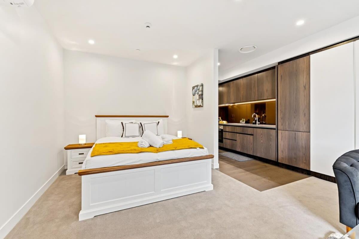 Wonderful Wynyard Quarter studio by Zodiak Stays view 4