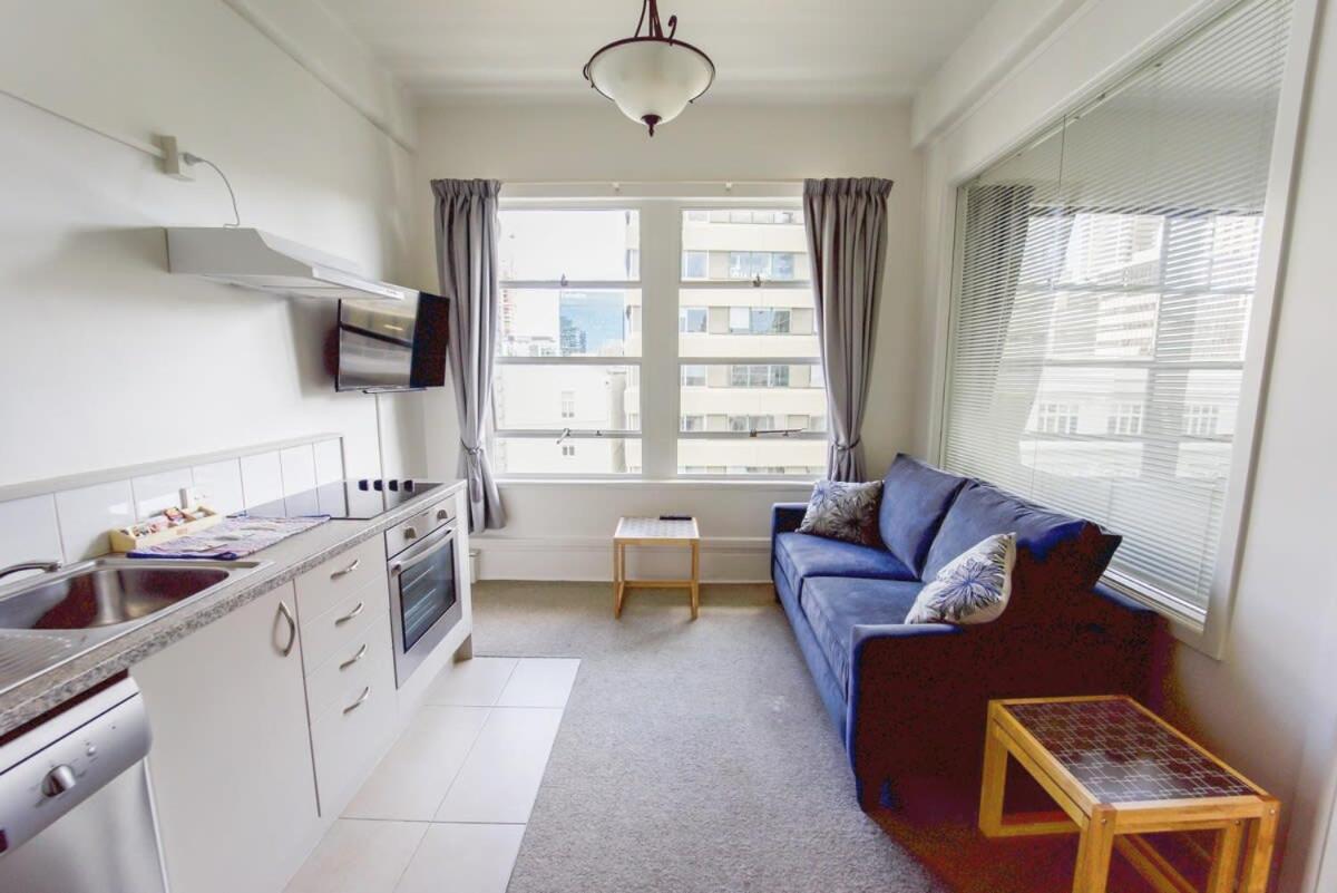 Central Auckland 1-bedroom apartment view 2