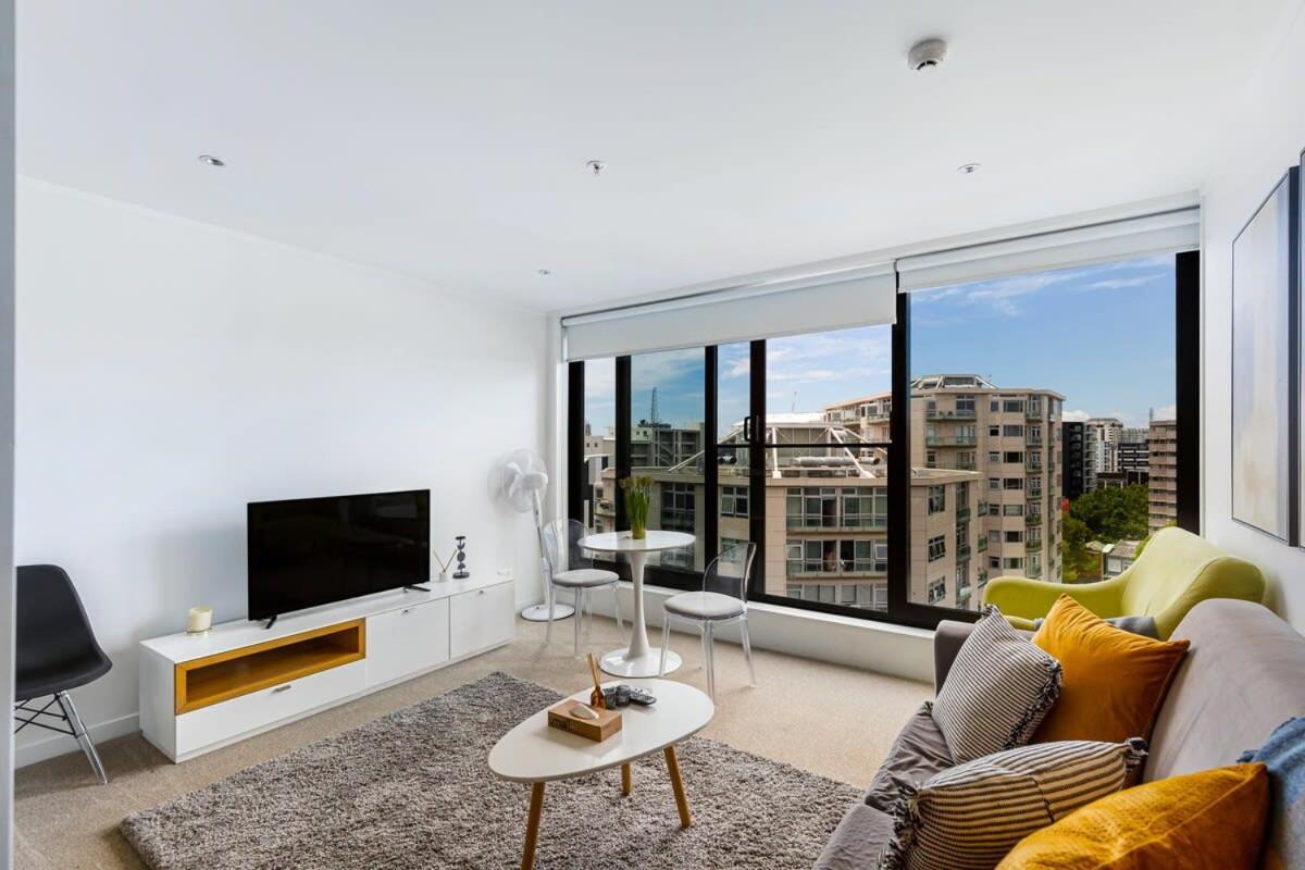 Auckland CBD 1BR Urban Getaway view 4