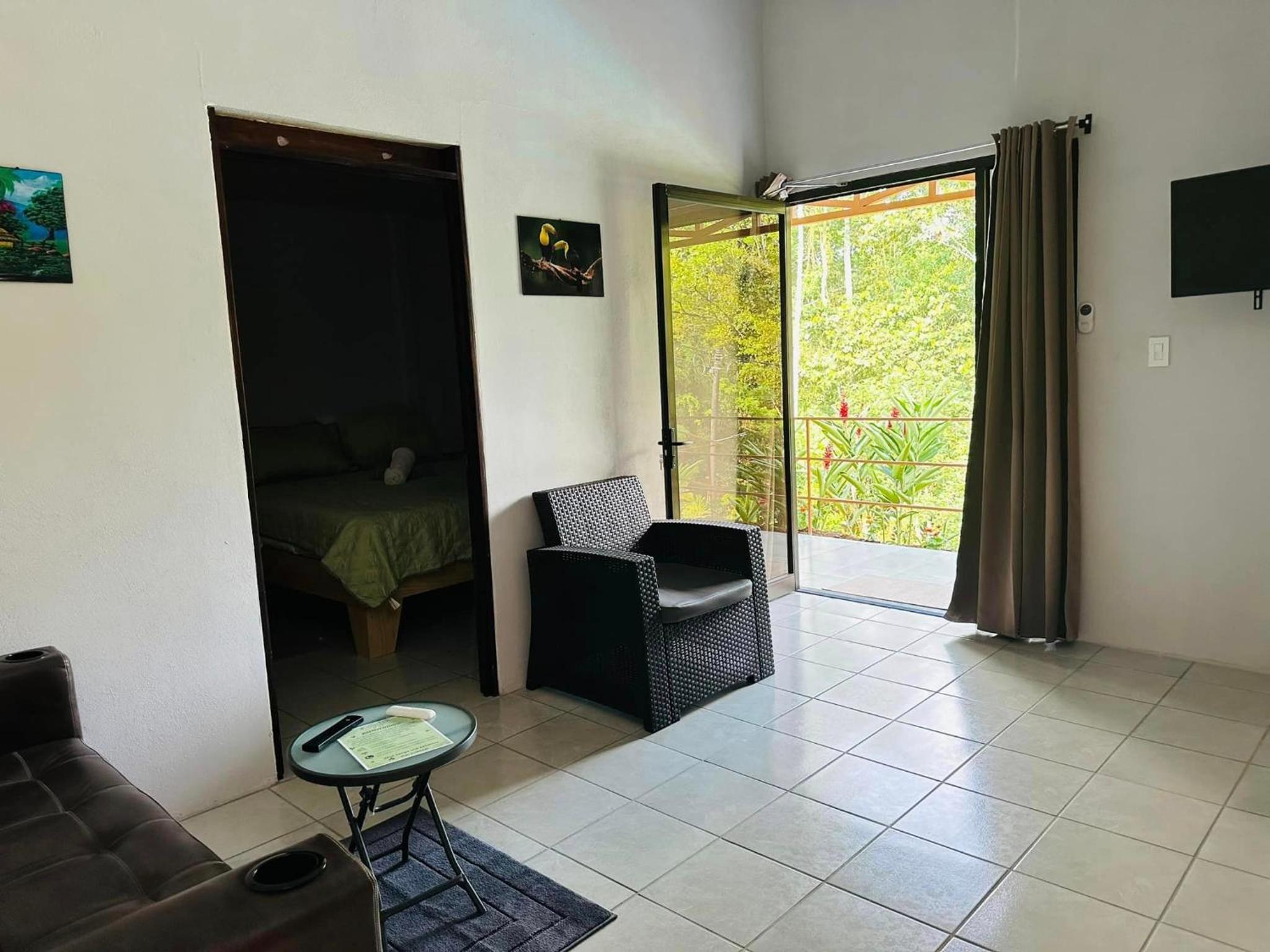 Jonka House Private Jungle Oasis