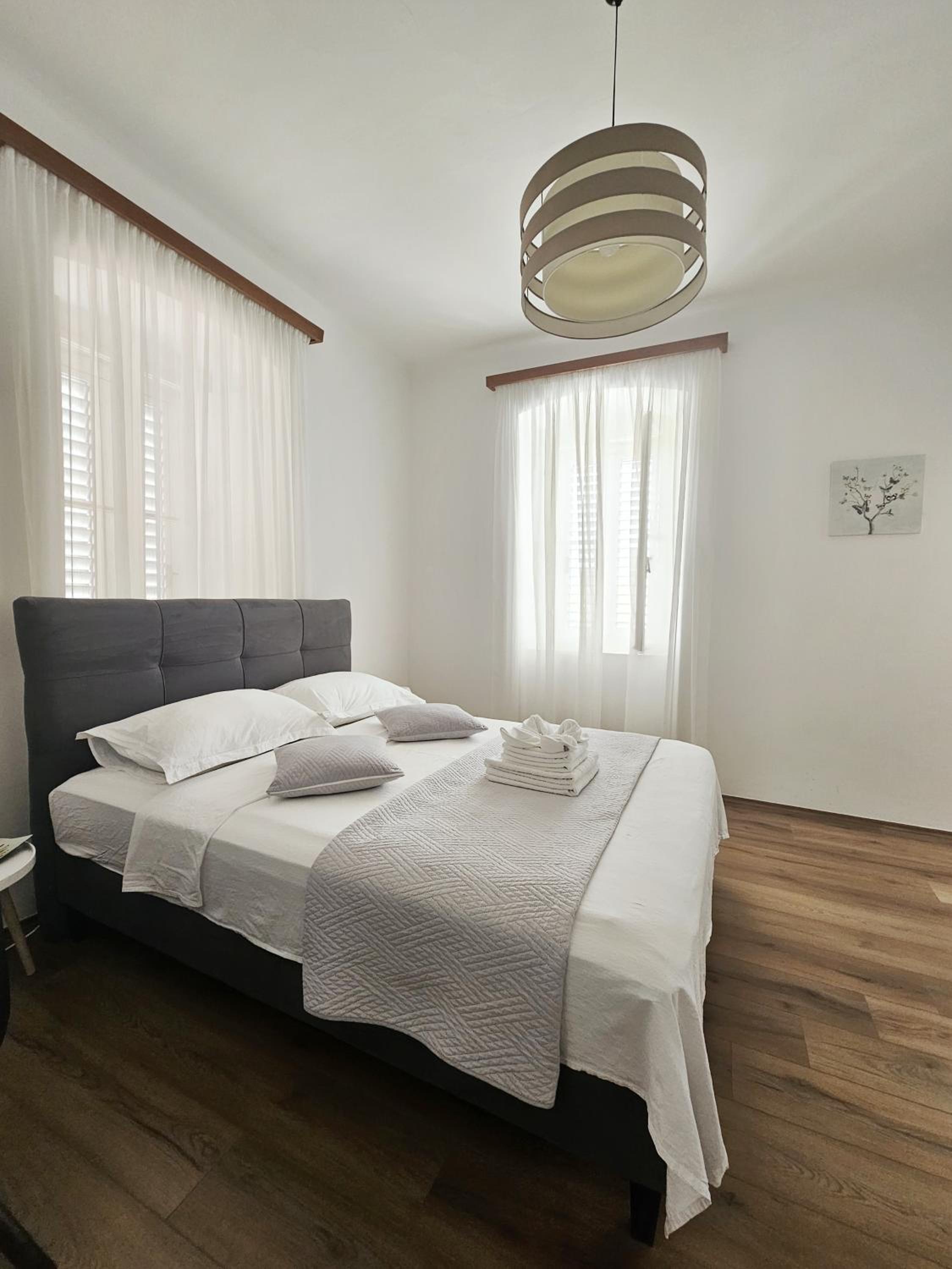 Apartments Miljas 2