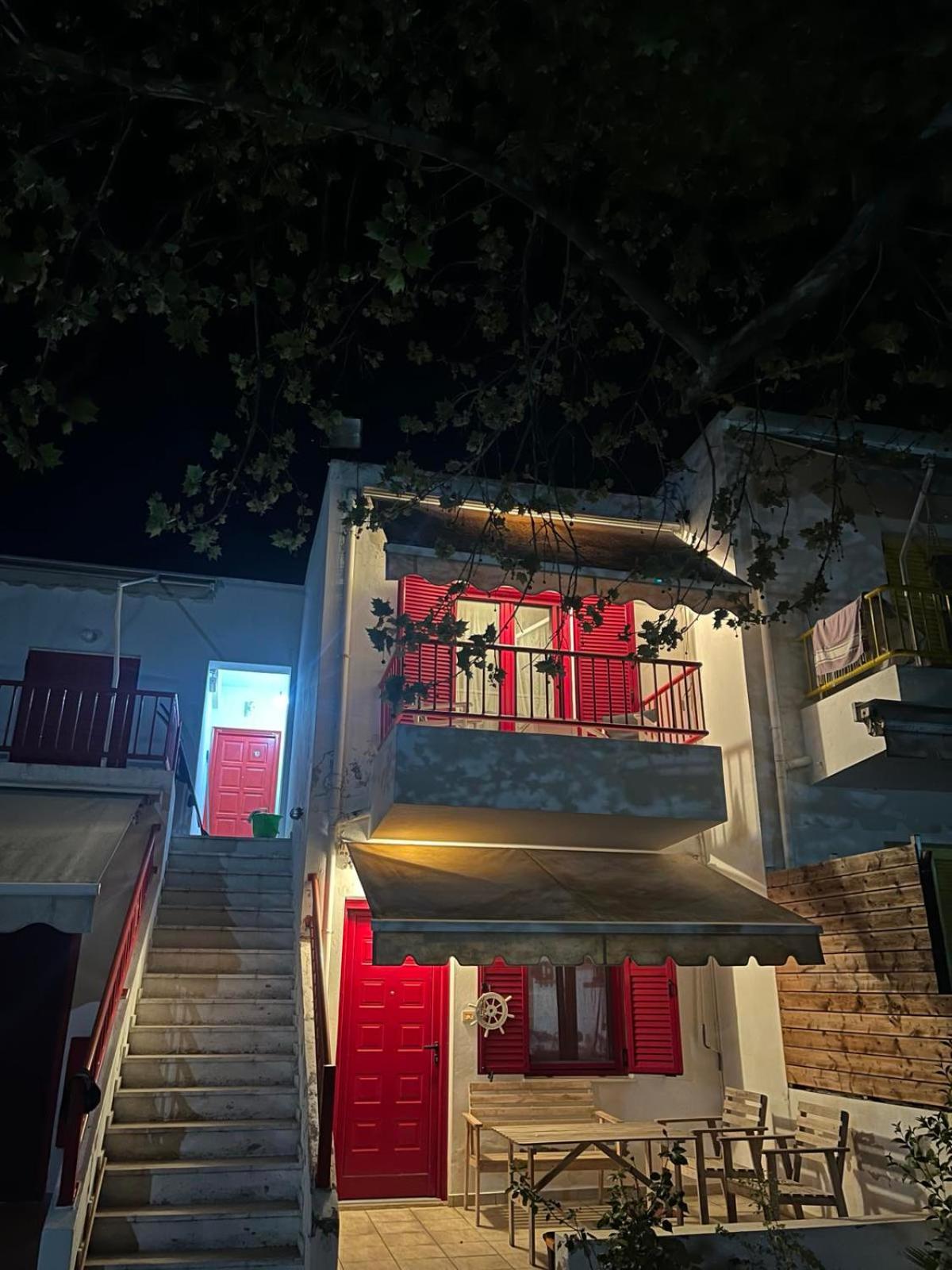 The sweet beach house1