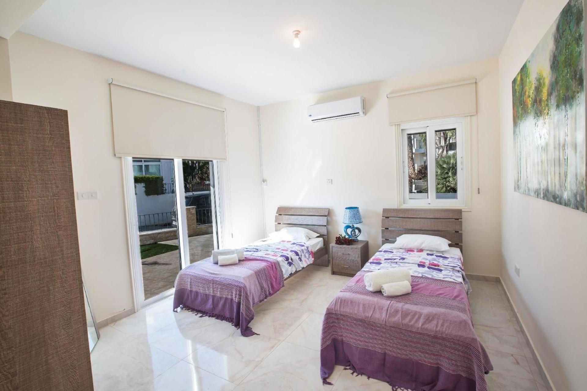 Schöne Villa direkt am Meer