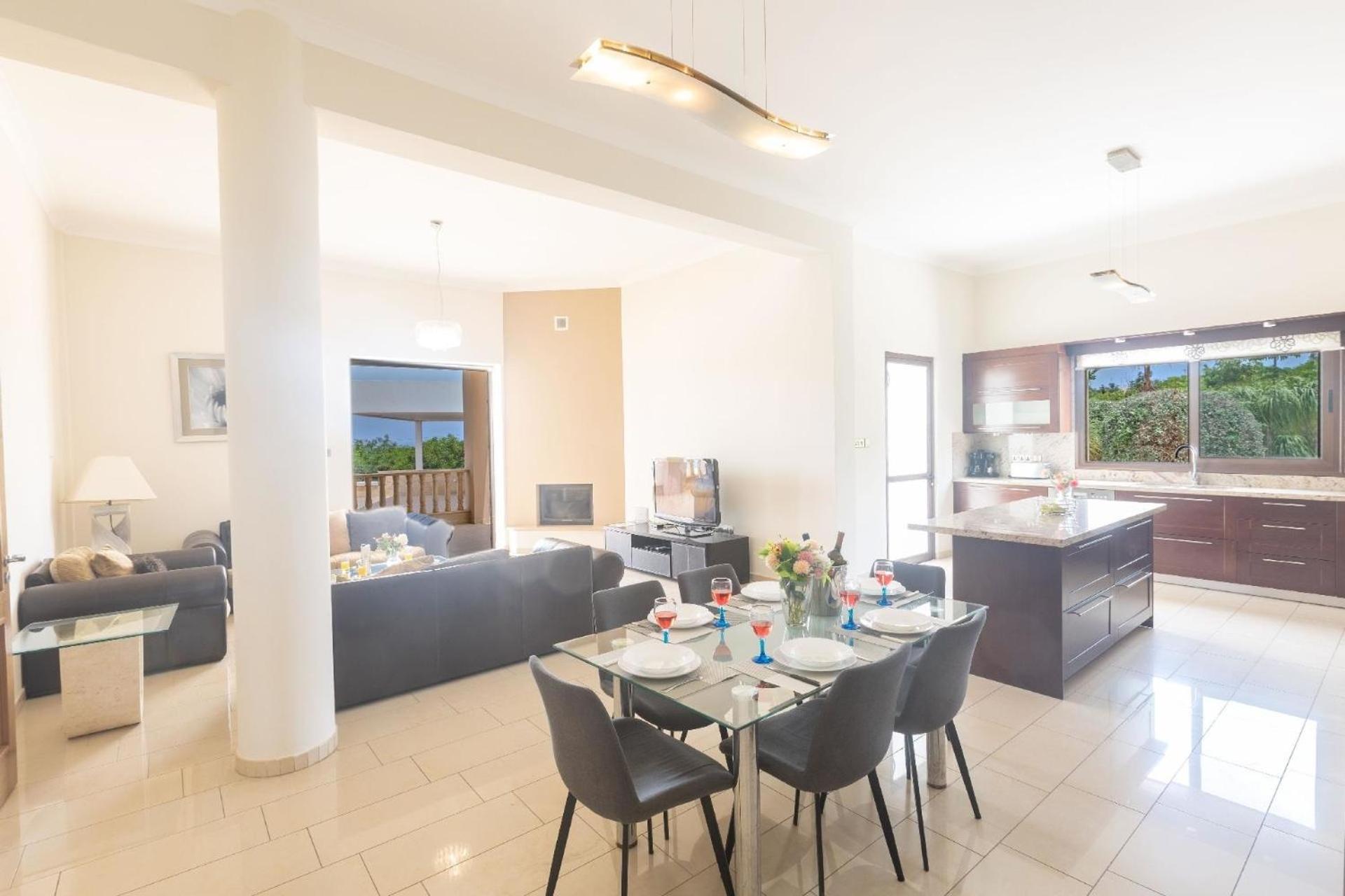 Luxusferienhaus für 14 Personen