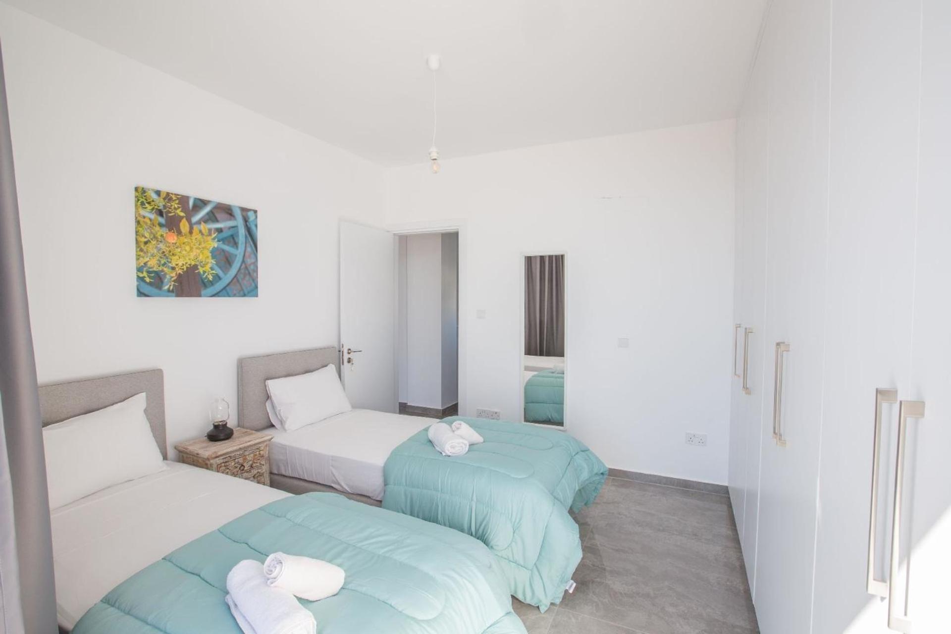Atemberaubende Villa Olivine mit Meerblick
