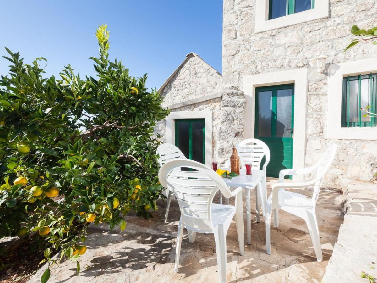 Stone House Moj Dida view 3