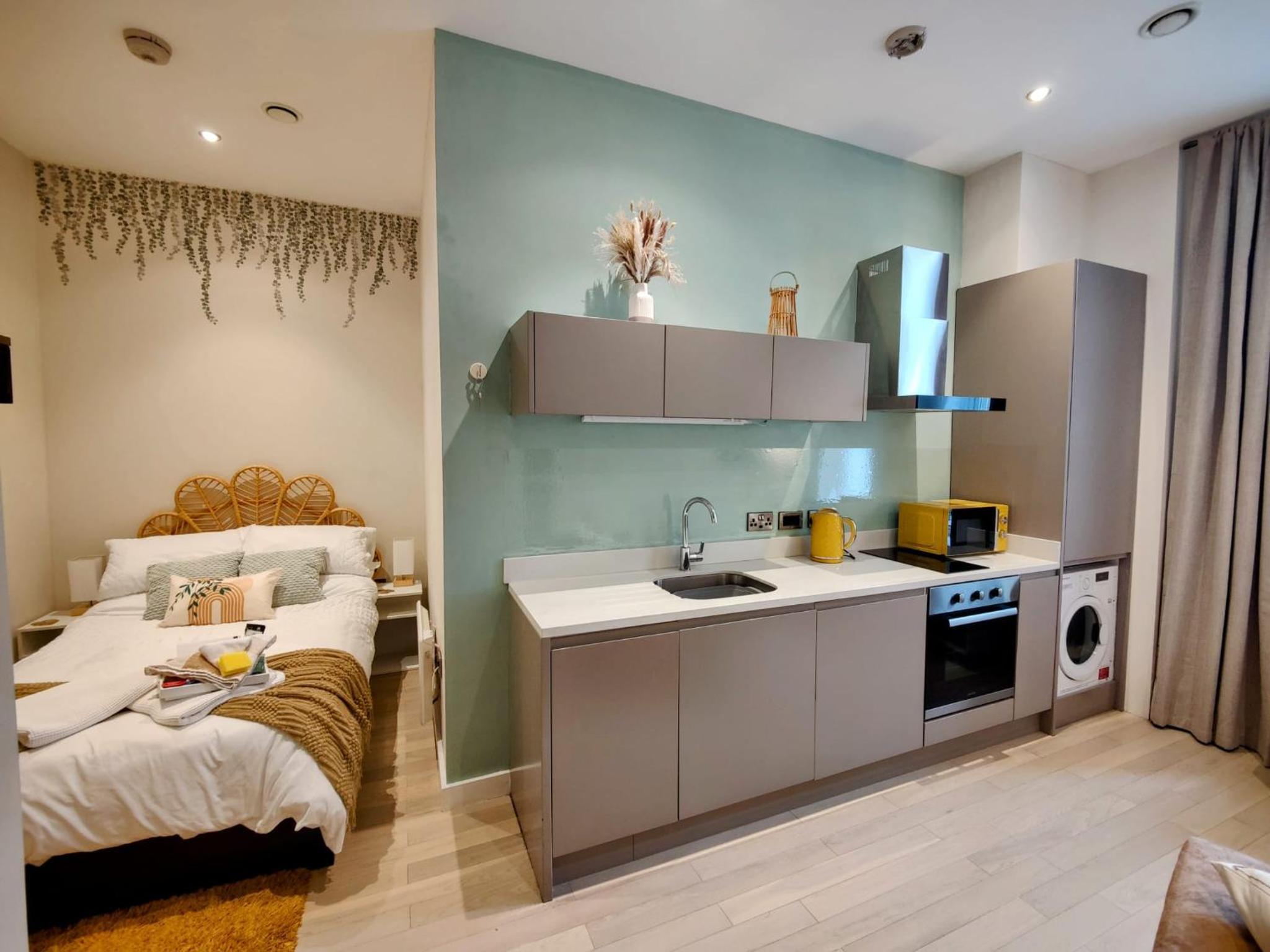 Liverpool Gem: Cozy Studio Retreat view 4