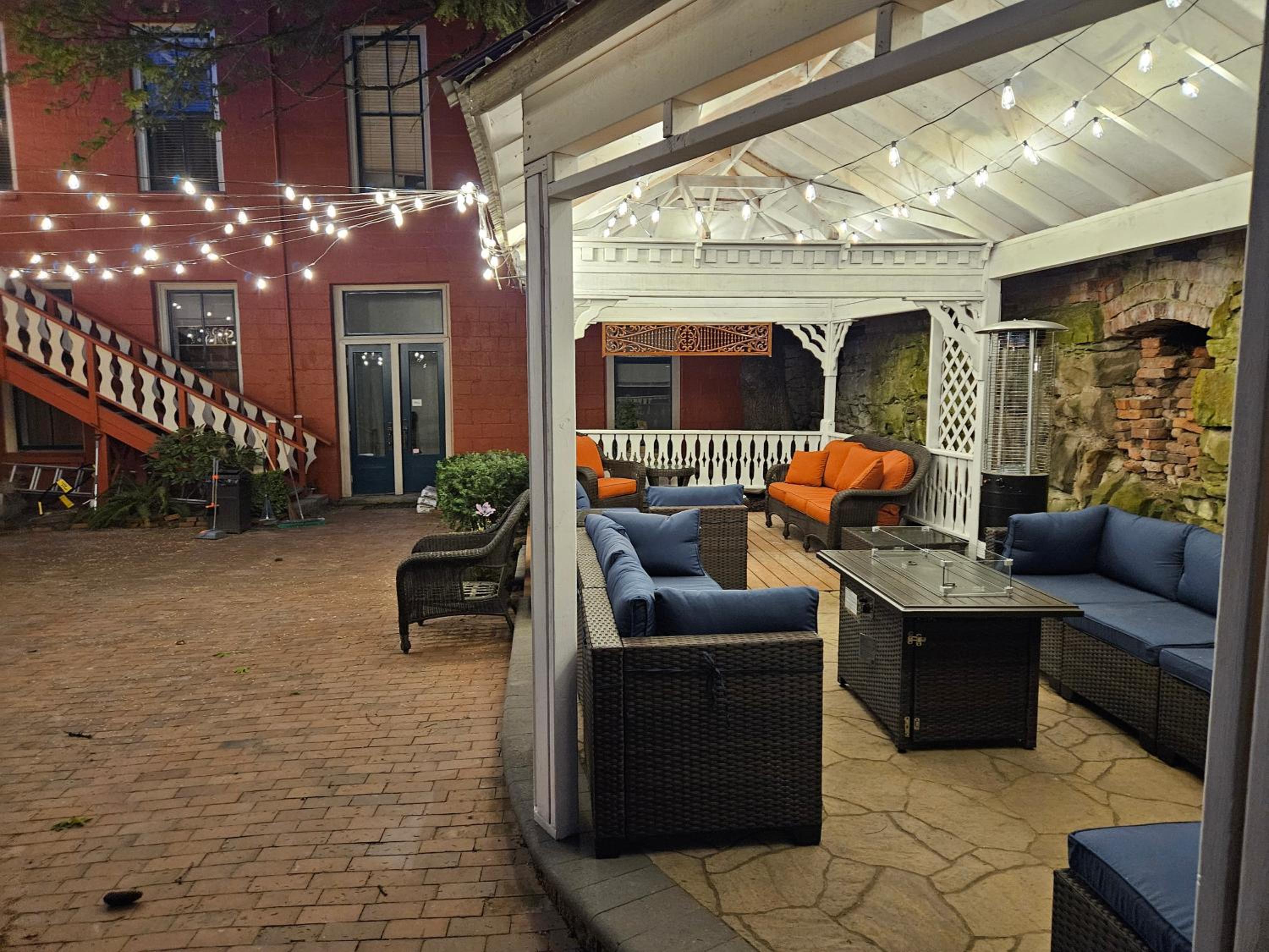 lounge