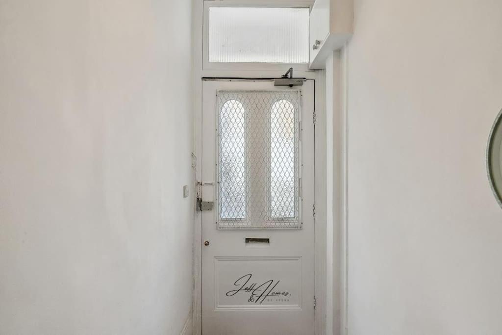 Family Oasis Ensuite - Remote Working, high-speed Wi-Fi