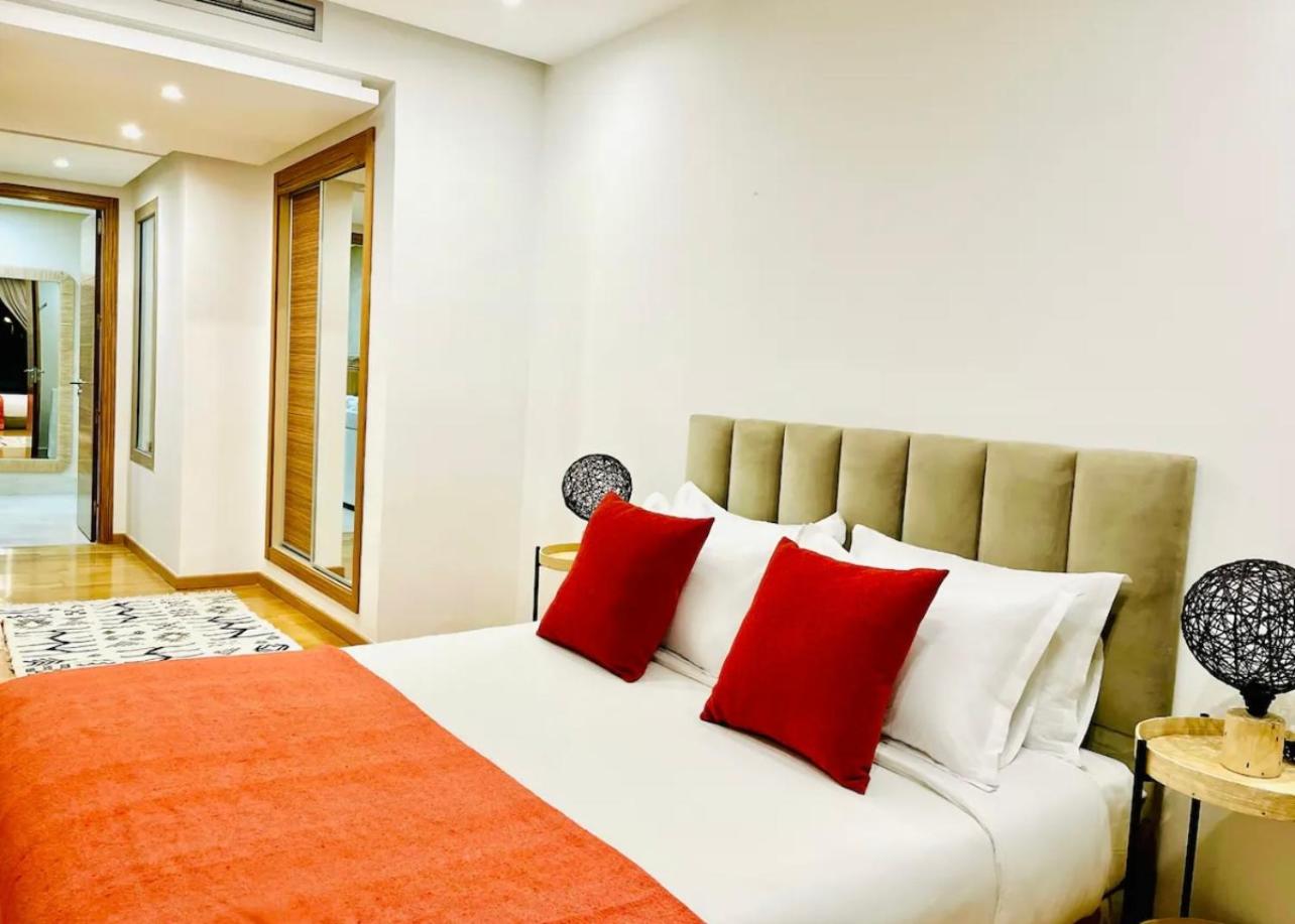 Appartement luxueux avec vue panoramique sur l’Atlas au centre de Marrakech view 4