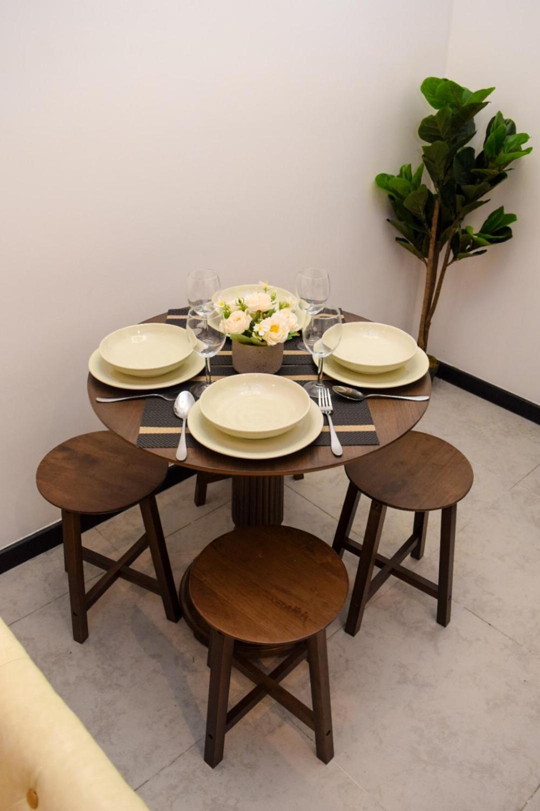 Neu Suites by Snugster 2 Bedroom, 3km to KLCC