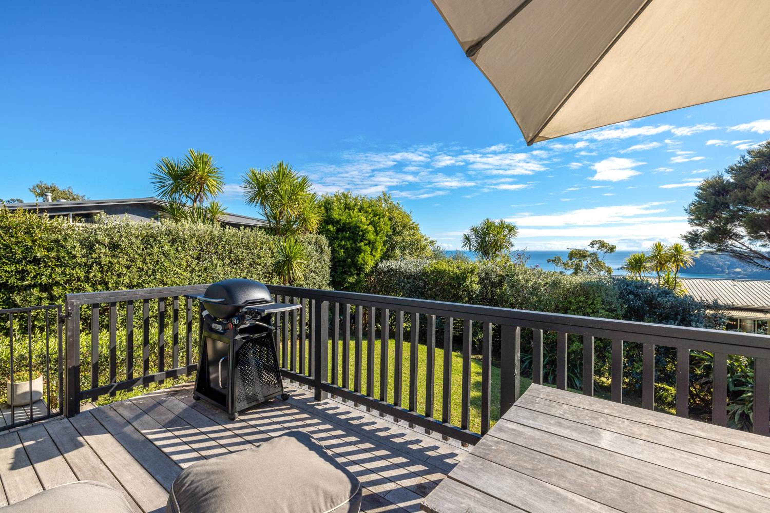 Belle View - Stay Waiheke view 3