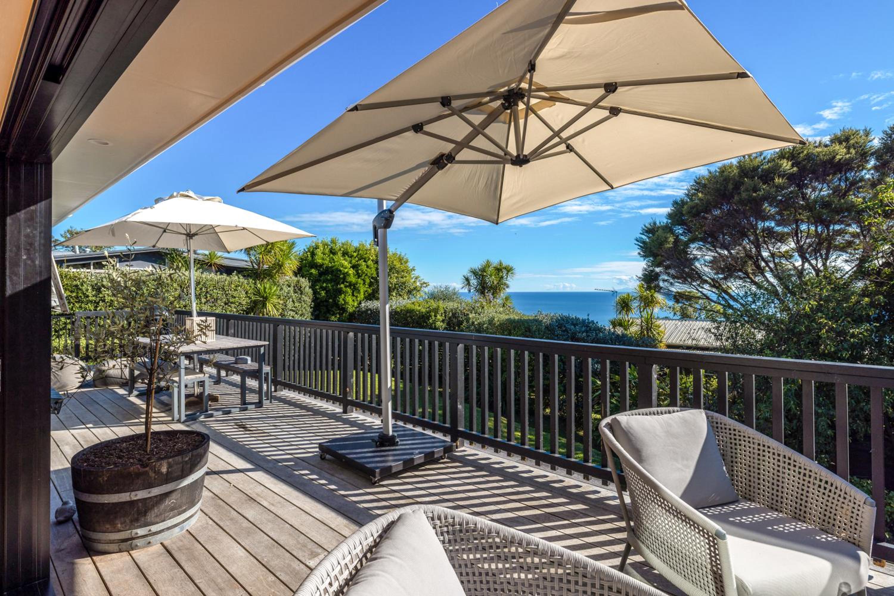 Belle View - Stay Waiheke view 4