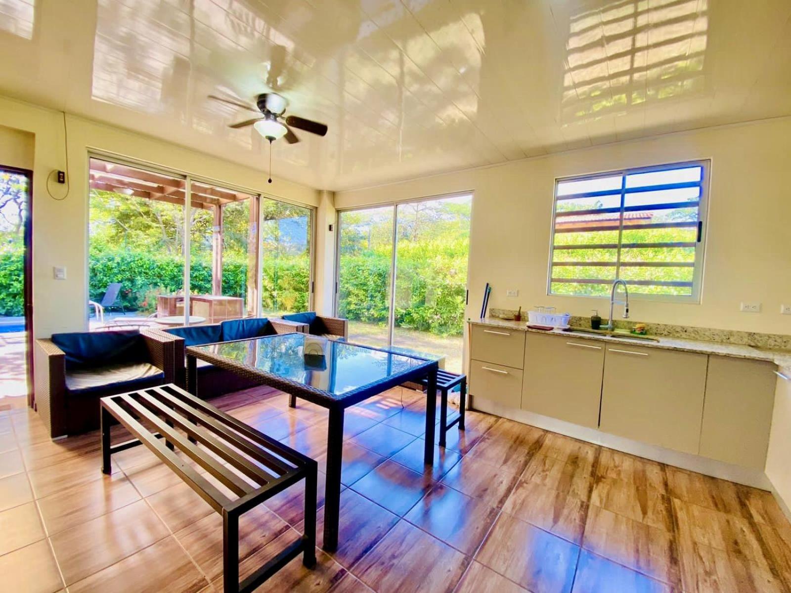 Comfy dog-friendly apt, shared pool - close to Tamarindo