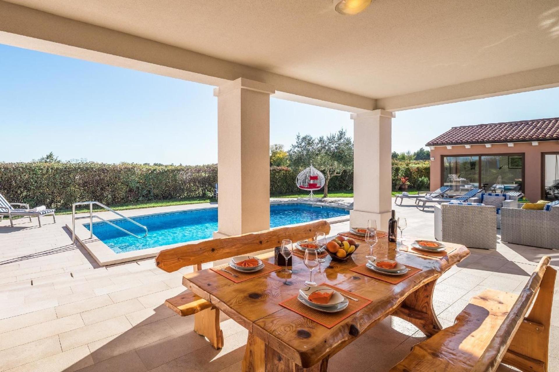 Ferienhaus mit Privatpool für 10 Personen ca 310 qm in Barban, Istrien Bucht von Raša view 5