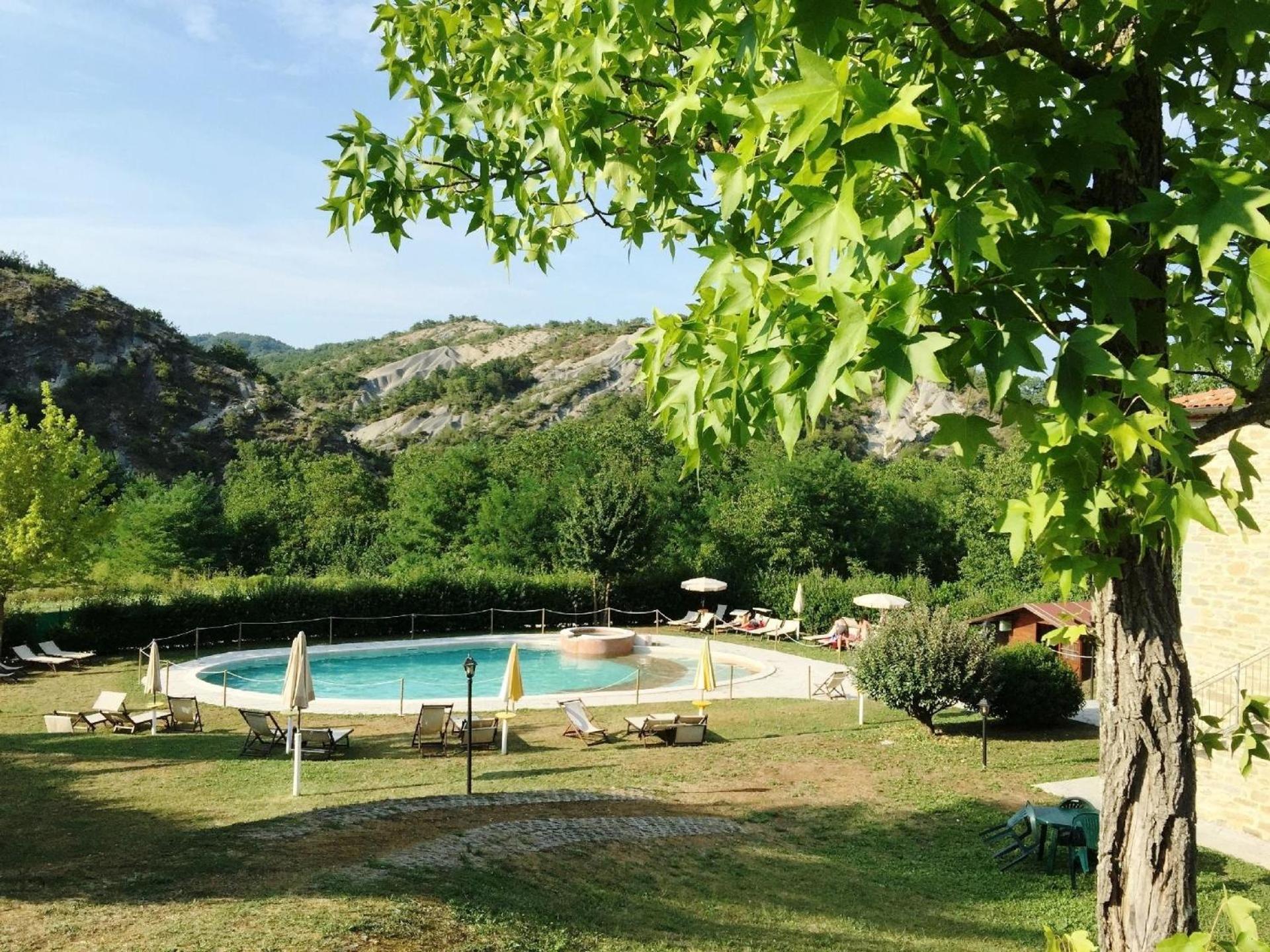 Haus für 11 Erwachsene und 9 Kinder in Apecchio view 5