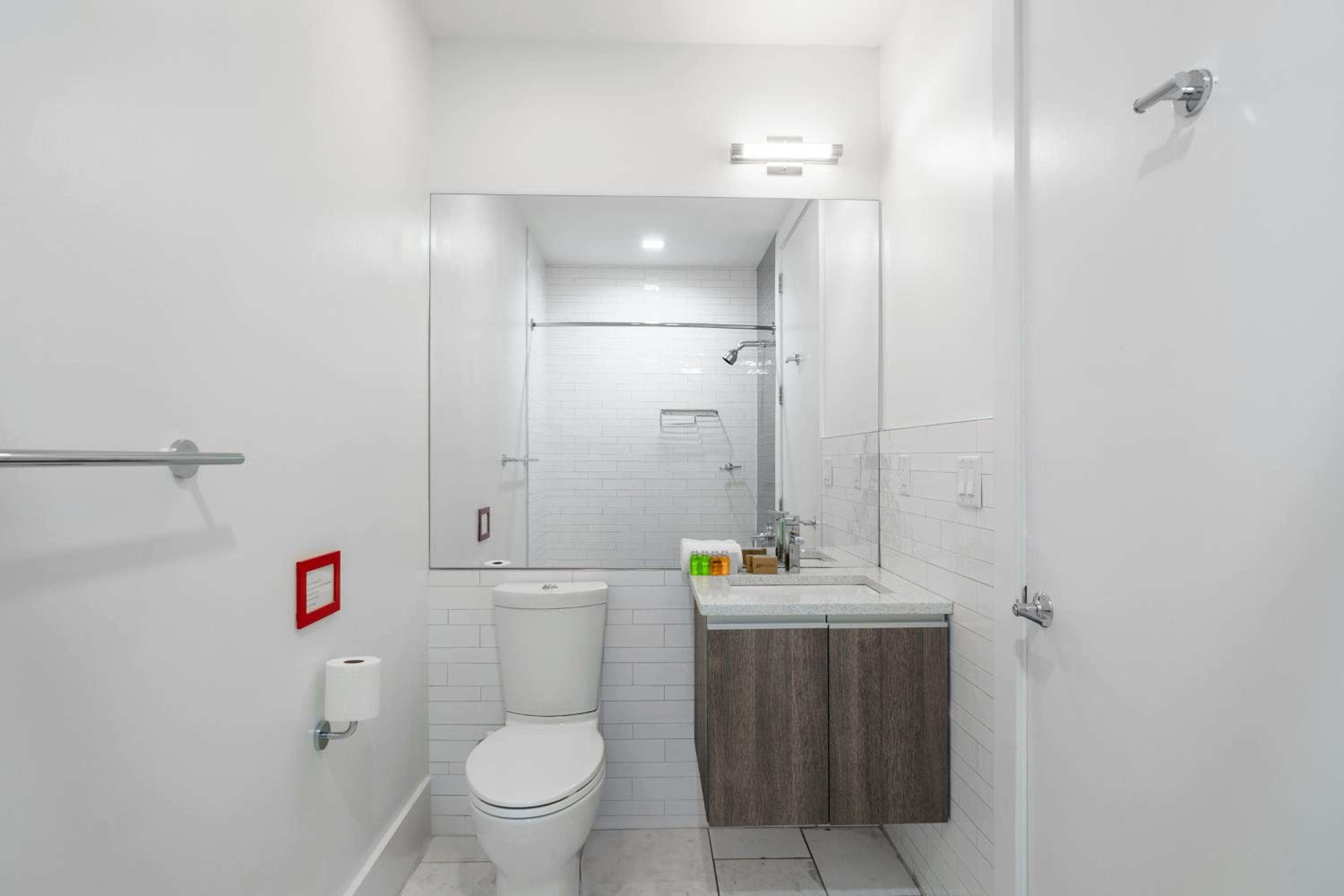 Dharma Home Suites Hoboken, photo 63